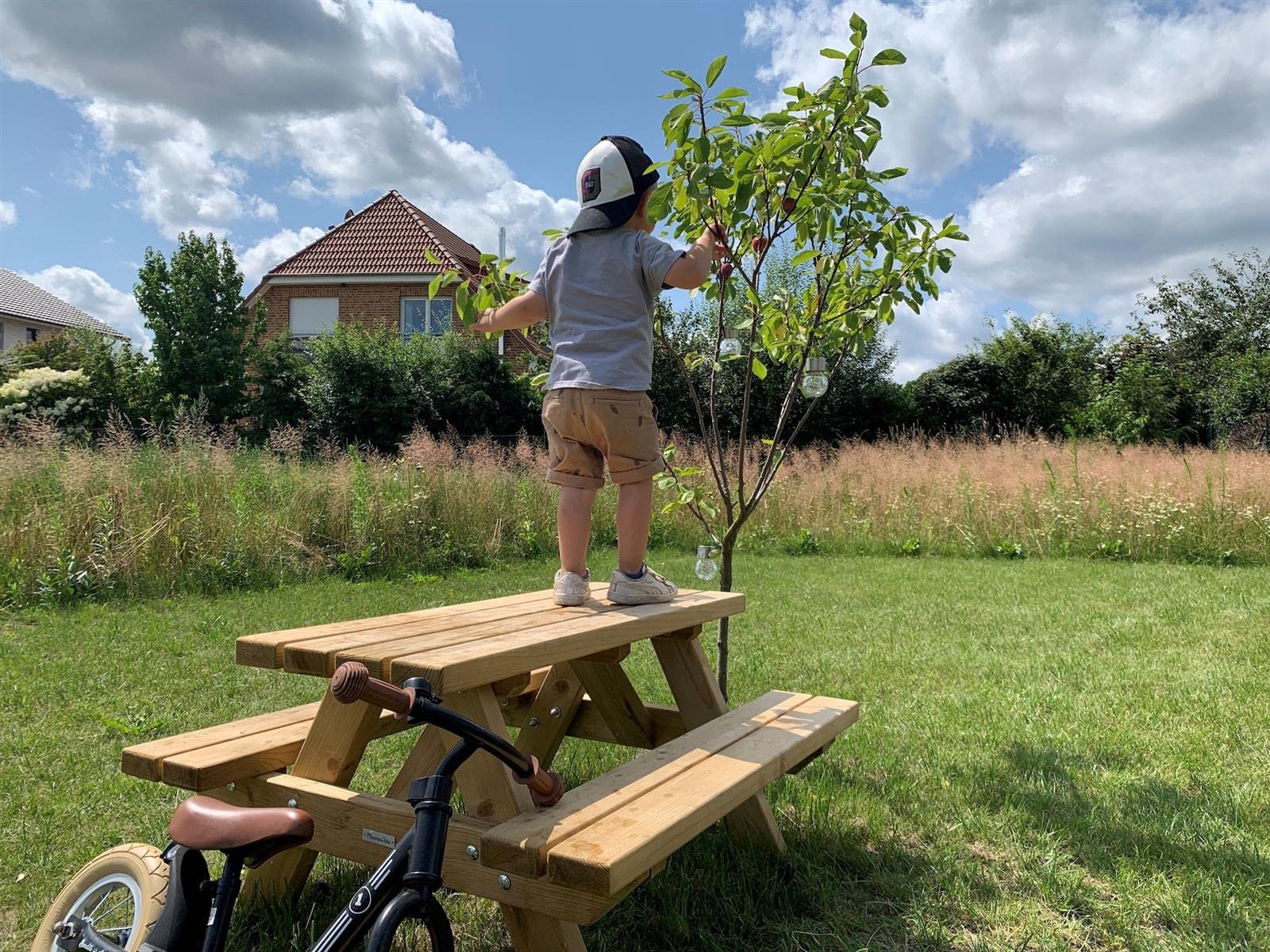 MaximaVida Kinder-Picknicktisch aus Holz Tallinn 100 cm