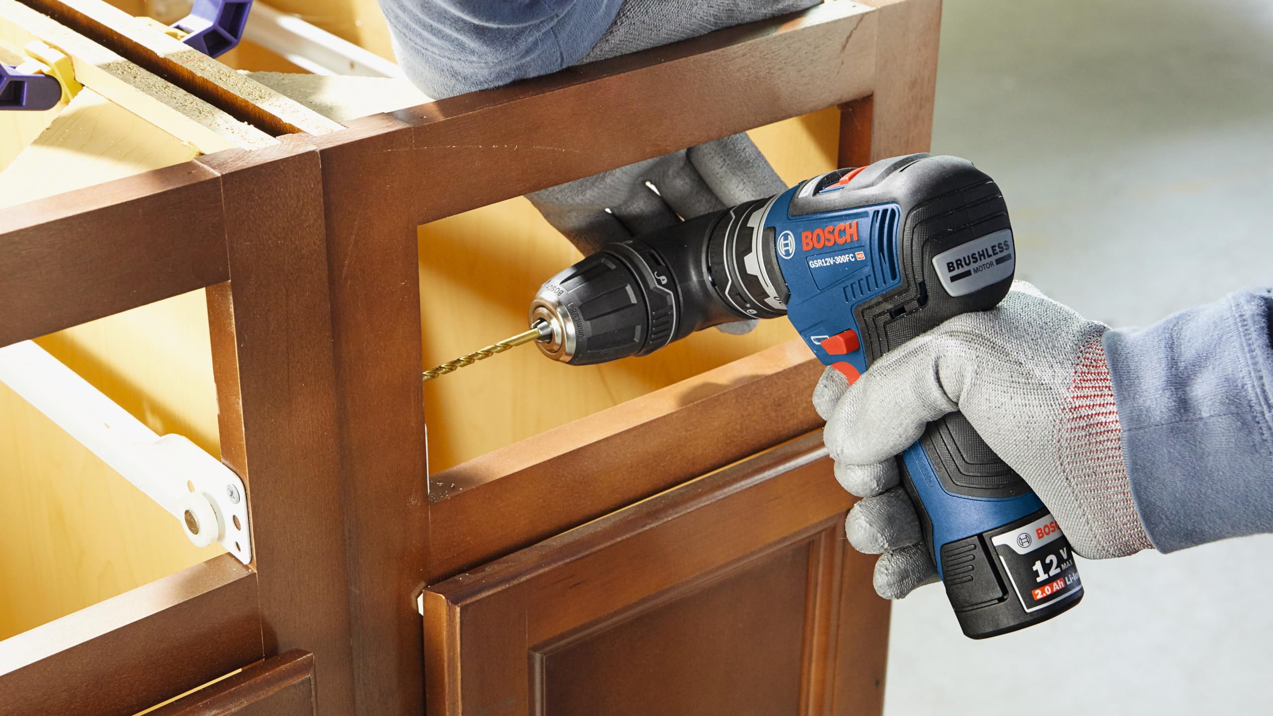 Bosch GSR12V-300FCB22 12V Max EC Brushless Flexiclick 5 en 1 Drill/Driver System with (2) 2.0 Ah Batteries