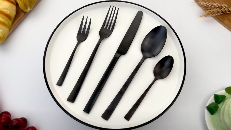 Hunnycook Set Posate 30 Pezzi Per 6 Persone - Acciaio Inox Con Coltelli, Forchette E Cucchiai - Elegante E Lavabile In Lavastoviglie - 5