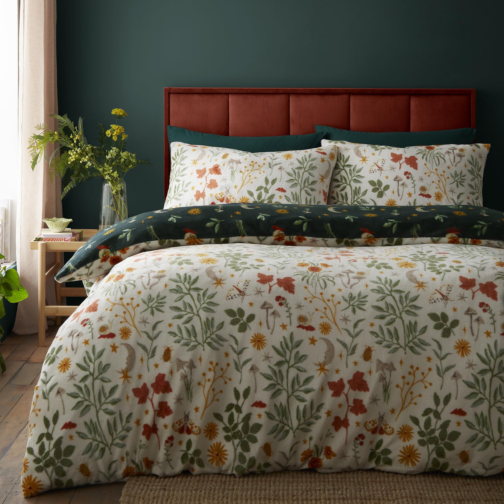 B&Q -  Botanical Mushrooms Natural Soft Fleece Duvet Cover Set