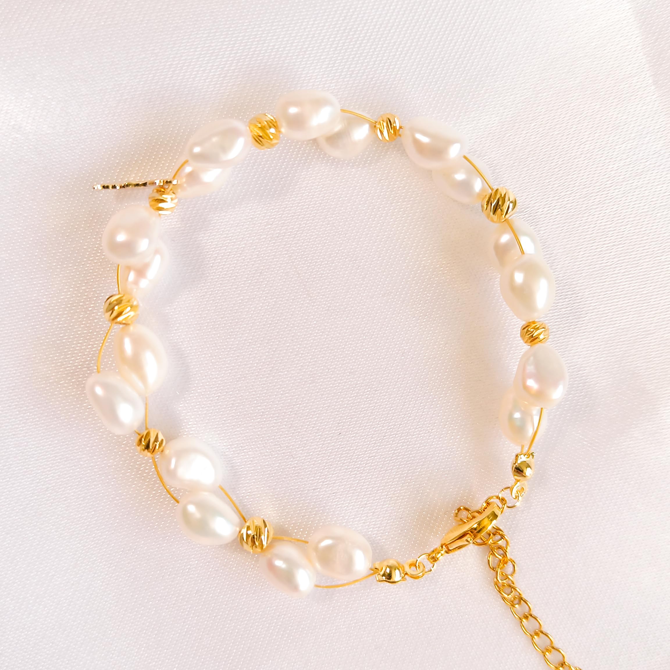 Bracelet Perles Baroques Authentiques et Perles Plaquées Or - Élégance Moderne pour Toutes les Occasions