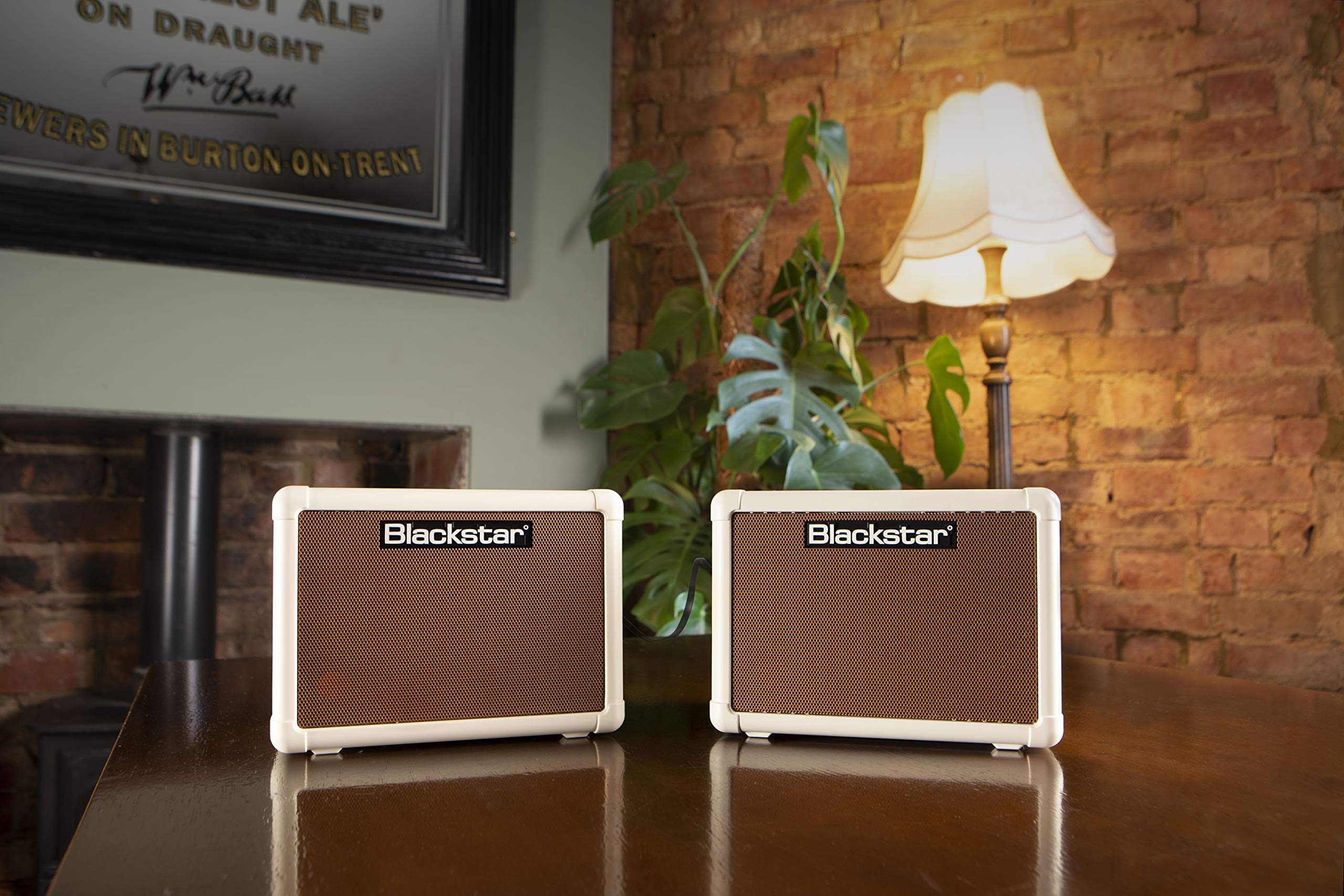 Blackstar Fly Acoustic Pack Portable Mini Amplificateur de Guitare 6 Watt Alimenté par Batterie Intégré Echo MP3 Line In & Headphone Line Out