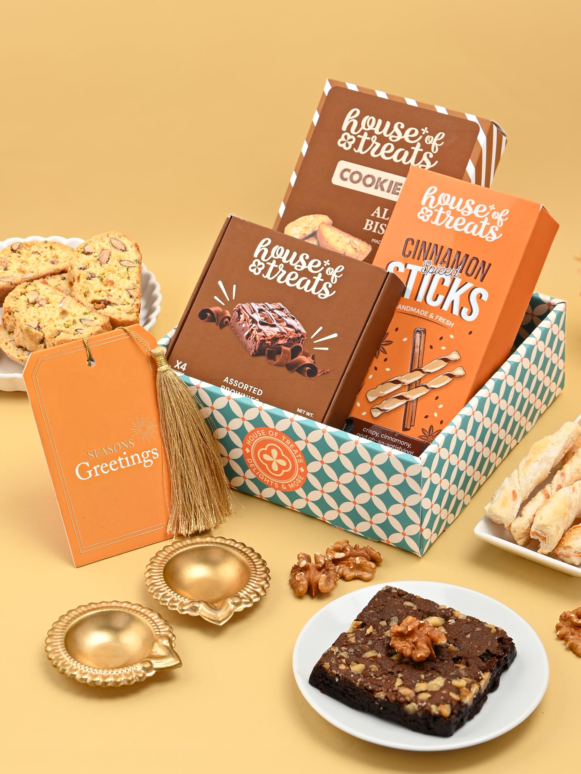 Hyperfoods® Diwali Gift Hampers Diwali Gift Box Diwali Gift Pack Cookies Gift Box Cookies Gift Hamper Diwali Gift For Employees Diwali Gifts For Family And Friends Snacks And Cookies (B0DFH6HQZQ) Amazon Price History, Amazon Price Tracker