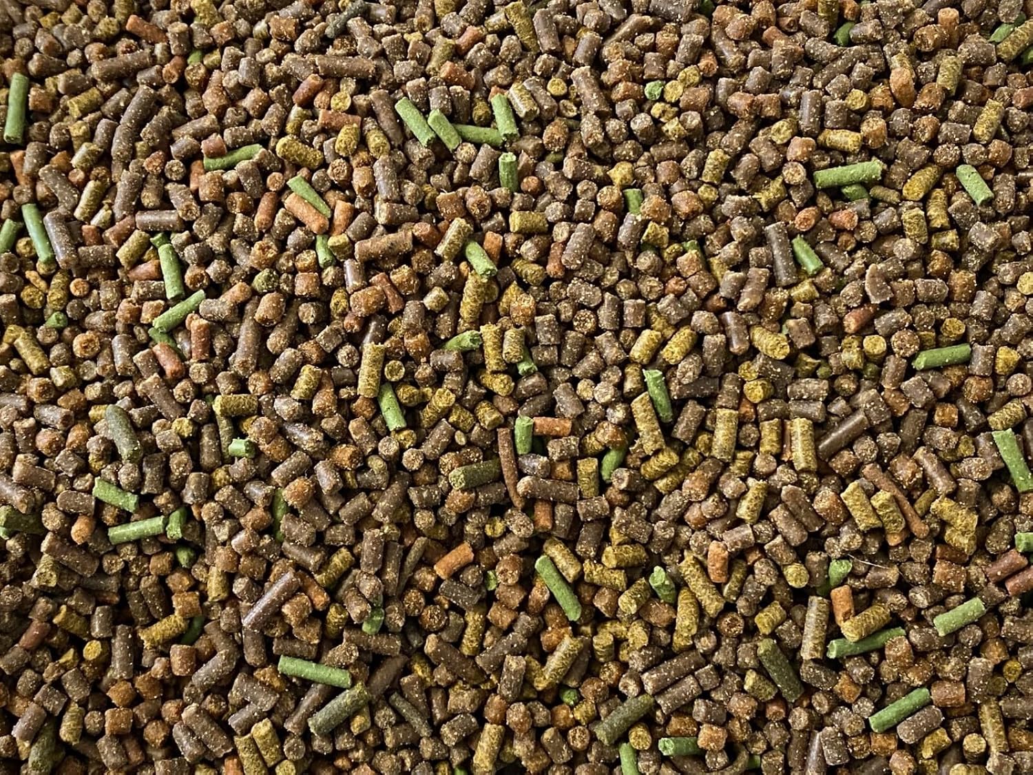 Super Freshwater Shrimp Food,Calcium,Spirulina,Crayfish & Snail Mix,Cherry Shrimp,Bottom Feeders - A109 (Veggie & Krill, 32oz - 2 LBS.)