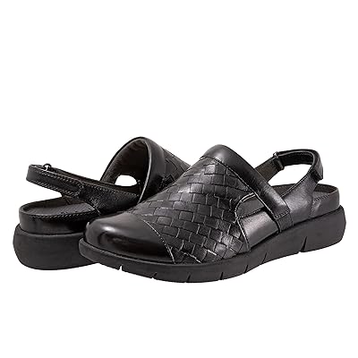 SoftWalk Salina Woven II Women