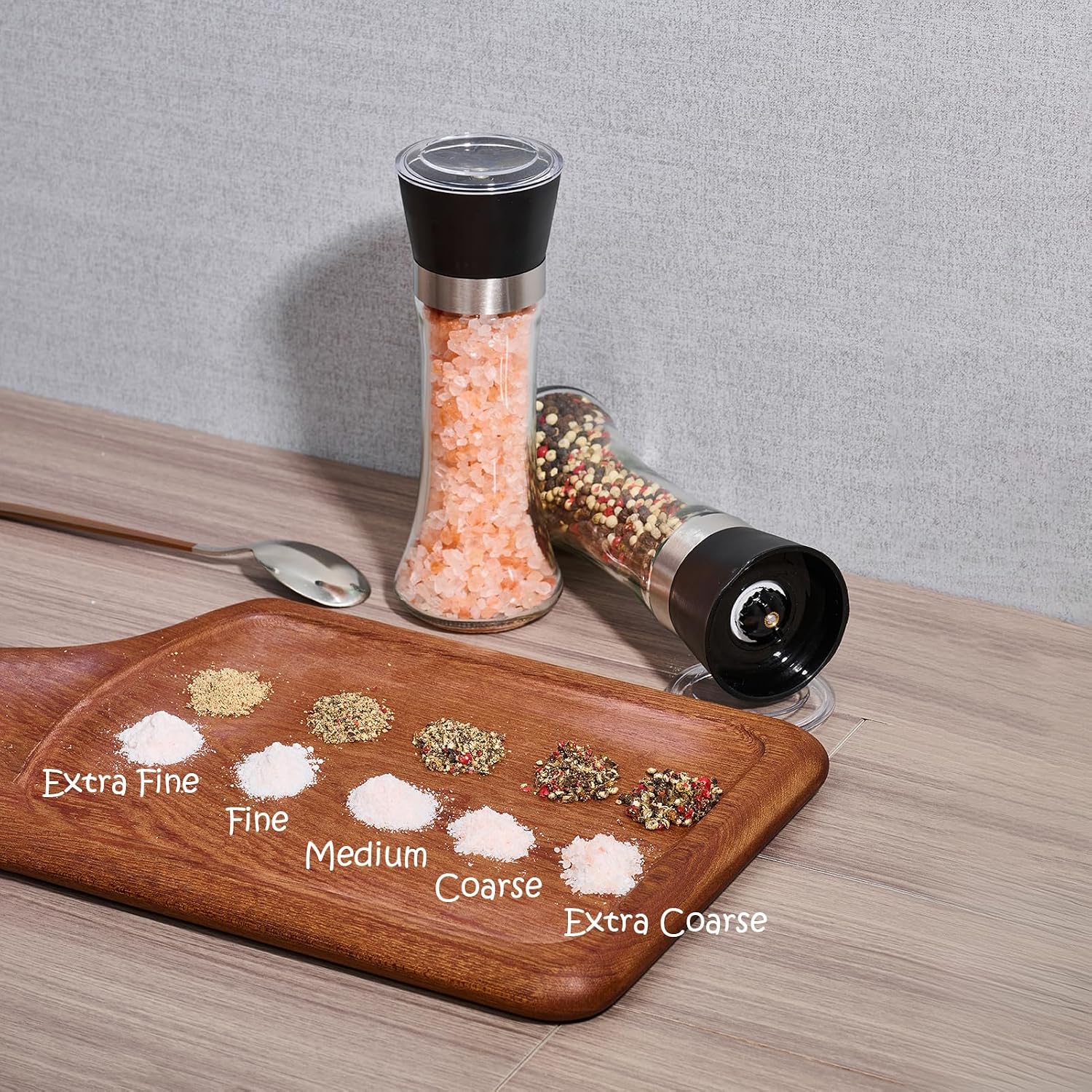 Salt and Pepper Grinder 2pcs Black Pepper Mill Refillable Manual Adjustable Coarseness Glass Material Fits in Home Kitchen Barbecue