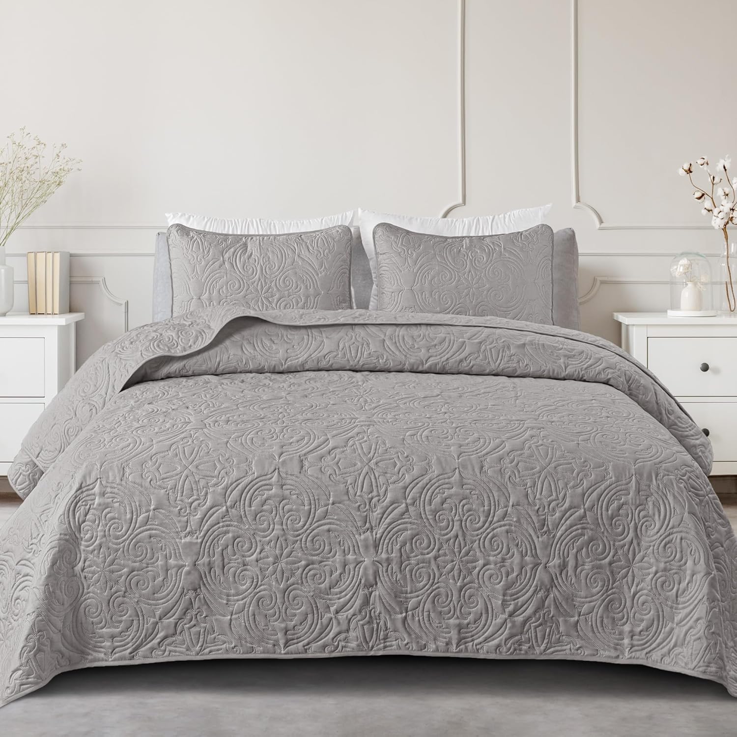 Exclusivo Mezcla Quilt Set Full Queen Size, Lightweight Vintage Quilts with 2 Pillow Shams, Soft Queen Bedspreads Coverlets Bedding Set for All Seasons, (90"x96", Light Grey)