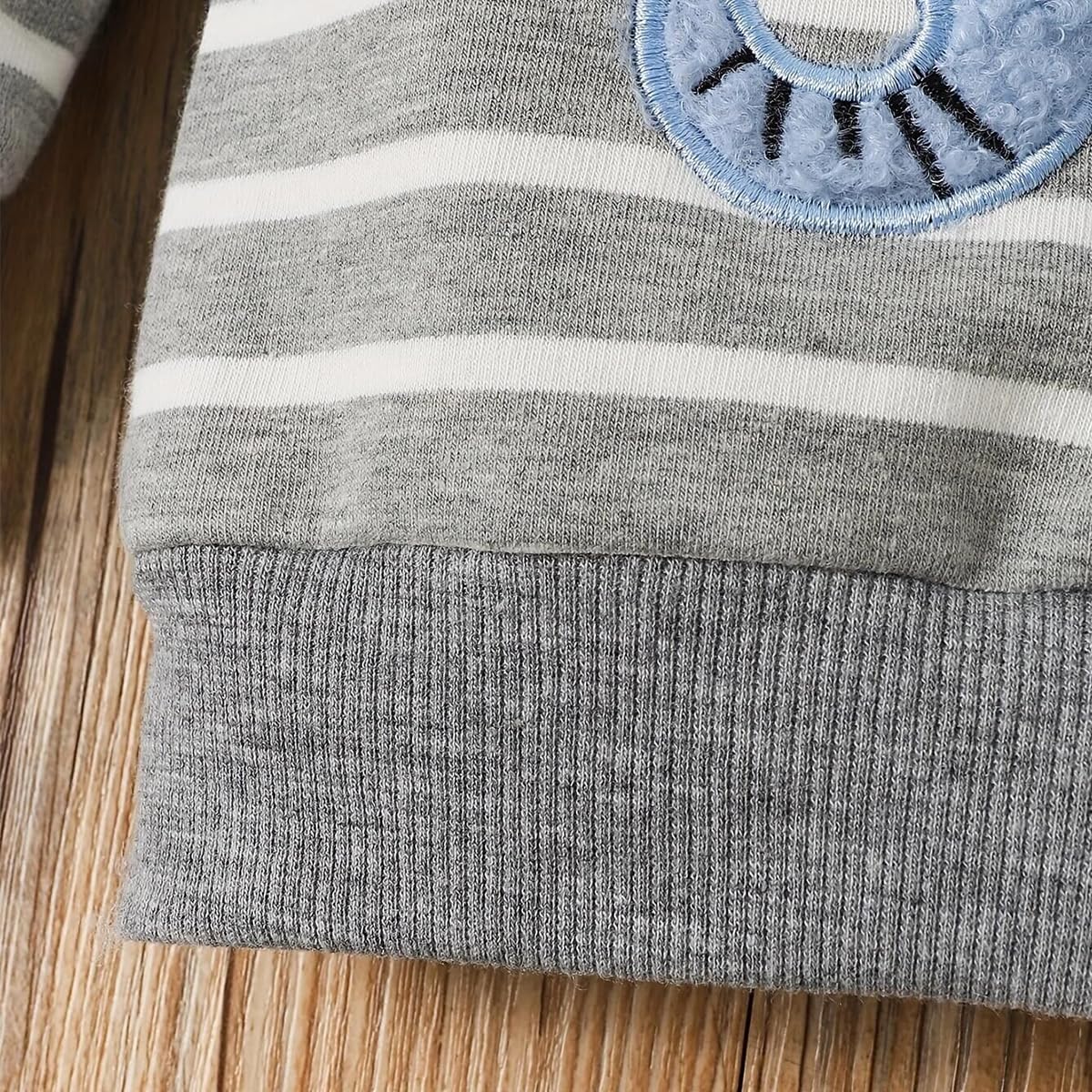 Conjunto de Otoño para Bebé Niño Pequeño Manga Larga Bordado de Elefante a Rayas Sudadera Top y Pantalón Vaqueros 2 Piezas Primavera Ropa de Trajes