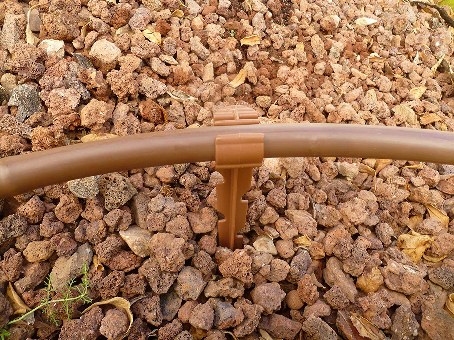 Suinga - Tuyau pour arrosage en goutte à goutte, 16 mm x 100 m, couleur marron