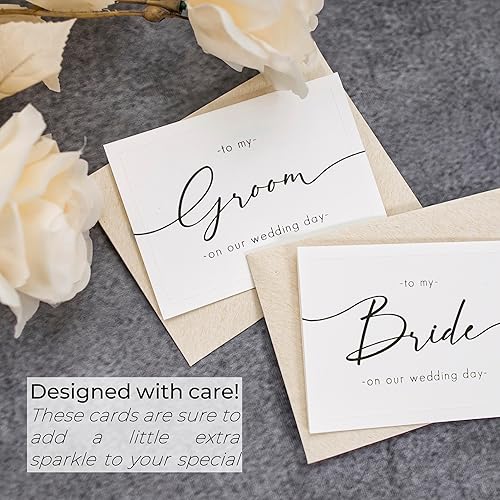 Miniatura 6 de Shoppau Juego de 2 tarjetas para el día de la boda de la novia y el novio, cartulina texturizada de lino, escritura elegante, plegada de 4.875 x