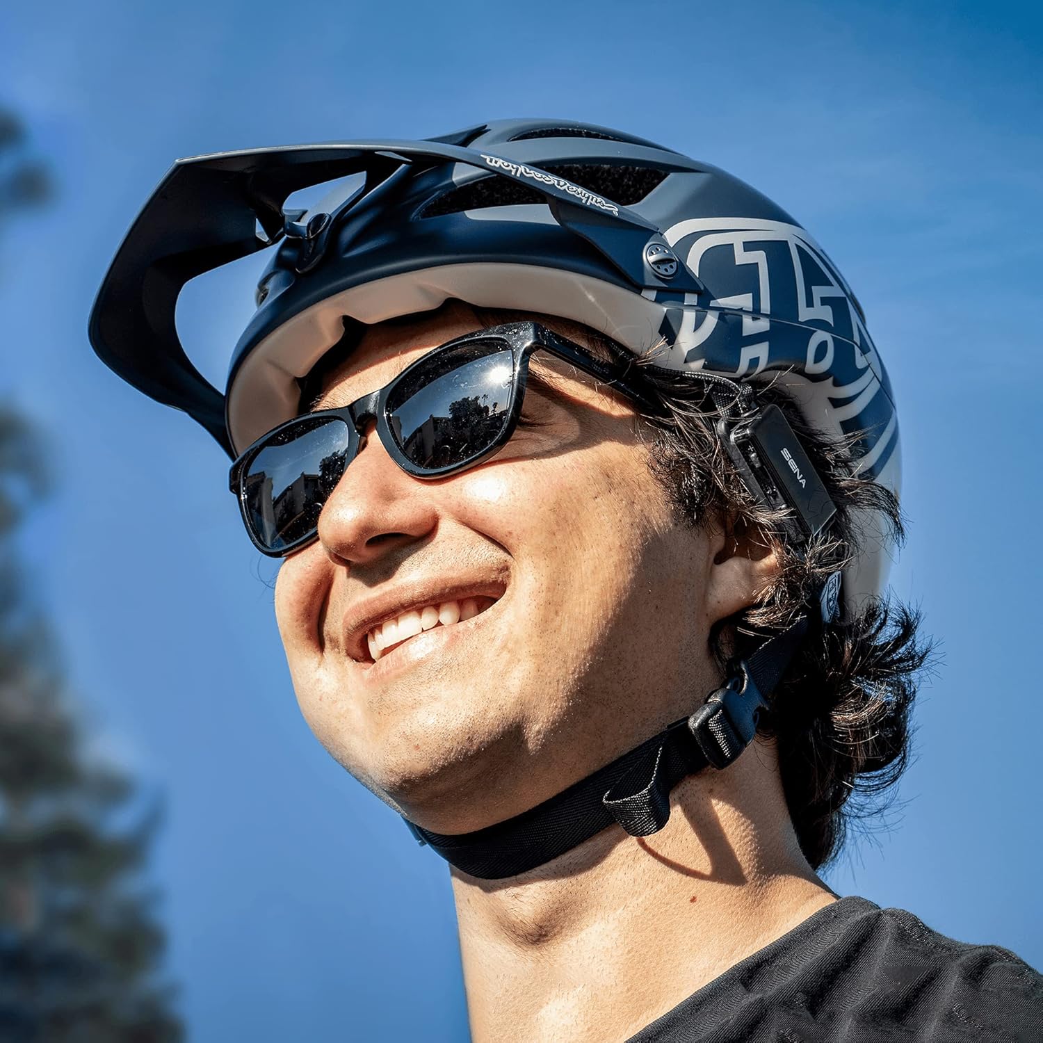 Sena pi, Universal Bluetooth Intercom Headset, Fits Most Cycling and Multi-Sport Helmets,Black