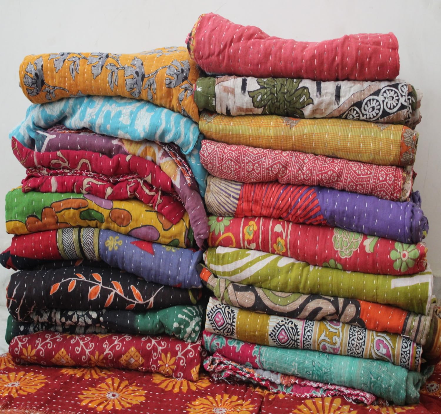 somi gift Mix Lot Whole Sale Tribal Kantha Quilts Vintage Cotton Bed Cover Throw Old Assorted Patches Made Rally Multicolur (15 pic)