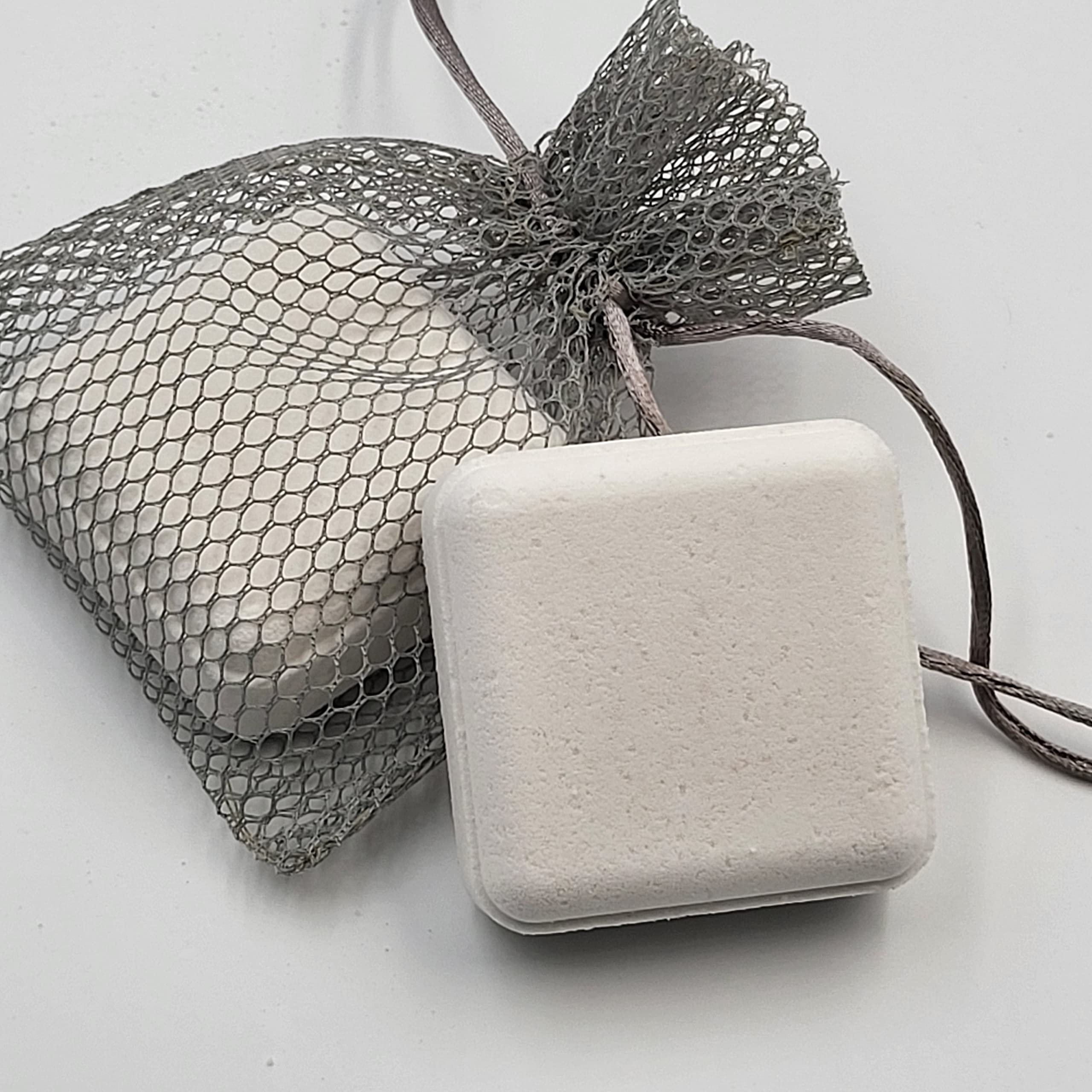 Essential Oil Shower Steamers XL with mesh Shower Steamer Bag and Glossy Laminate Box. (Aphrodisiac)