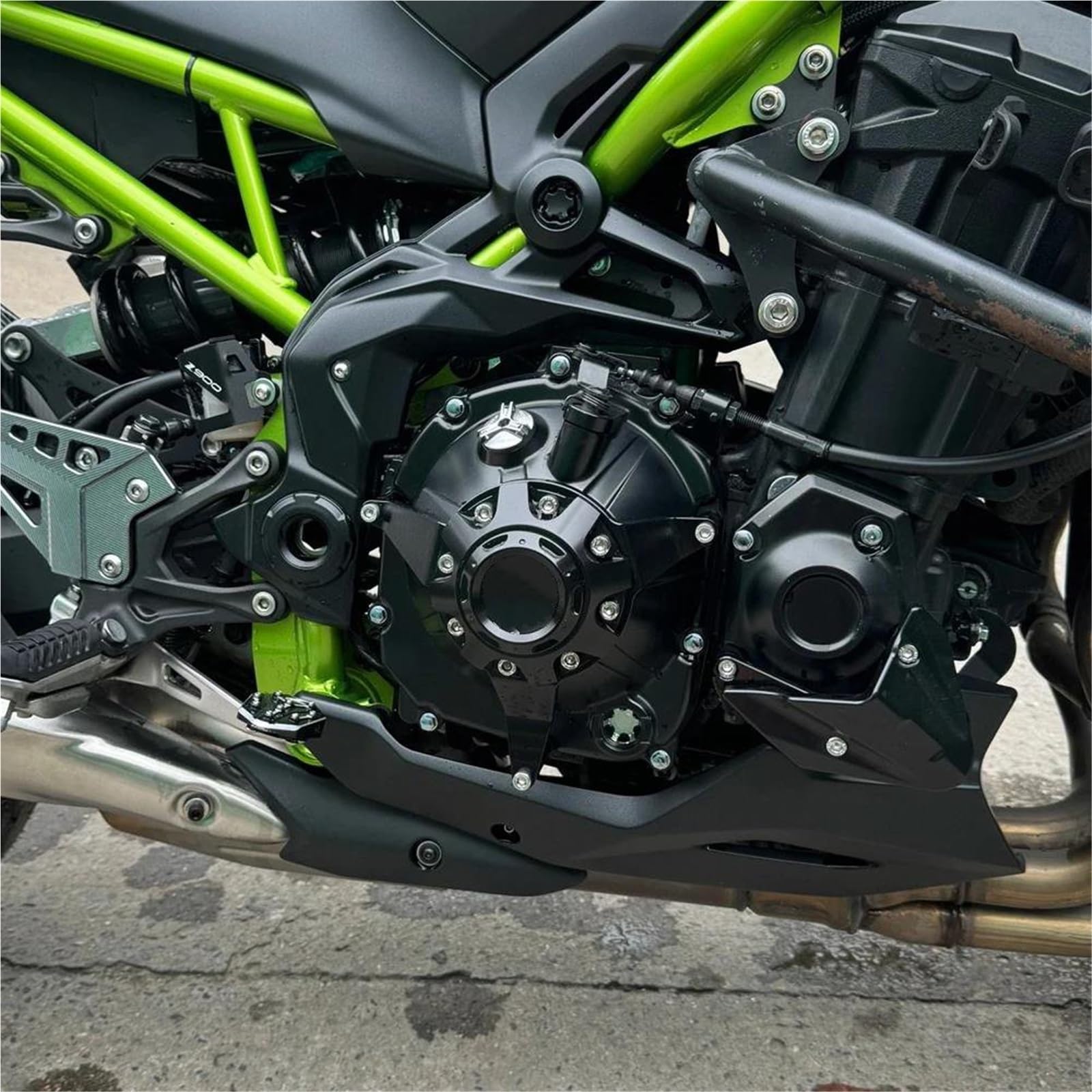 Motorrad-Absturzsicherung, Motorschutz, Sturzpads, Verkleidungsschutz, Slider Für Kawasaki Z900 Z650 Z1000 Z 900 1000 Für Ninja650 Frame Sliders Sturzschutz Sturzpads(Titan)