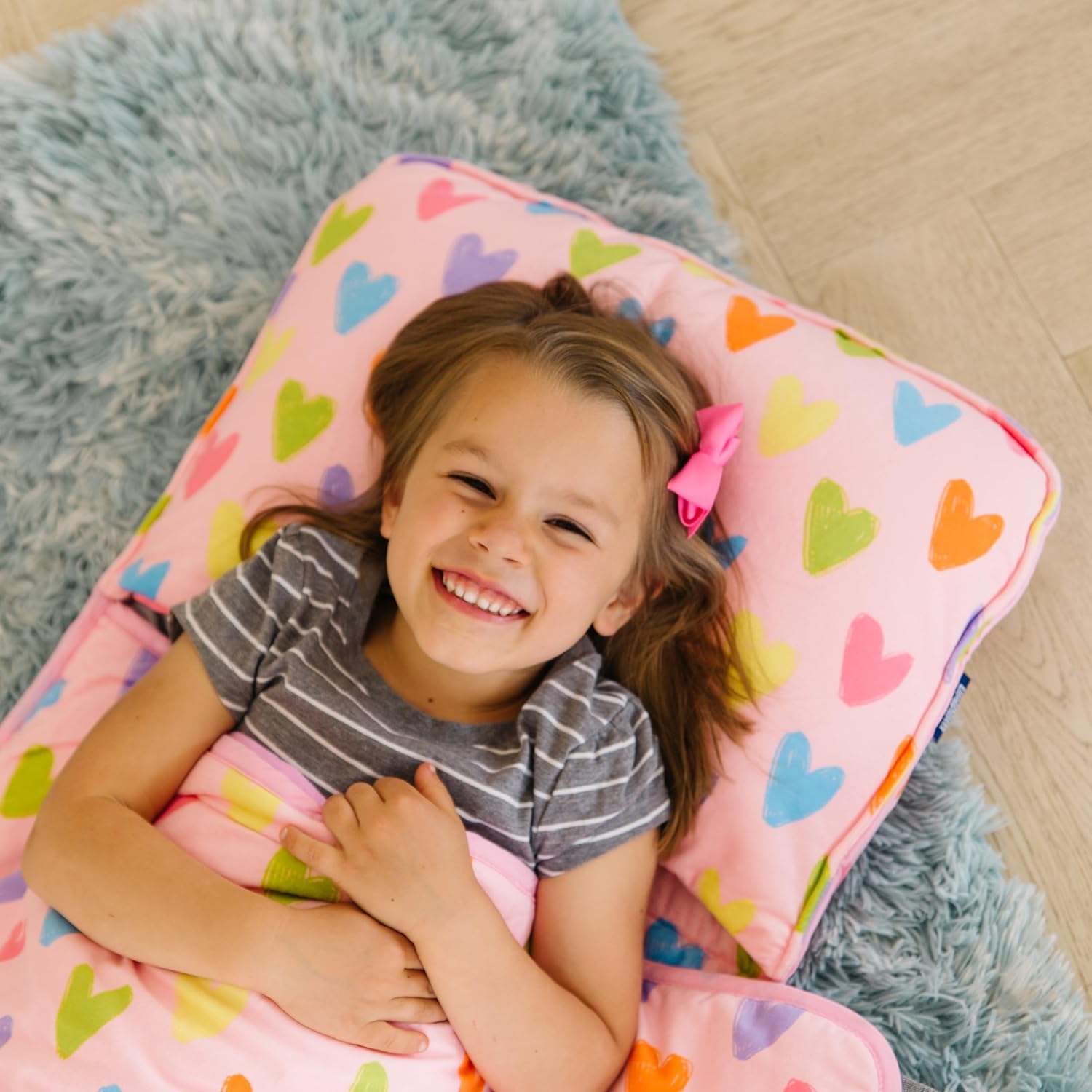 Wildkin Kids Velour Nap Mat – Soft, Cozy, Convenient for Daycare & Preschool – Pink Hearts
