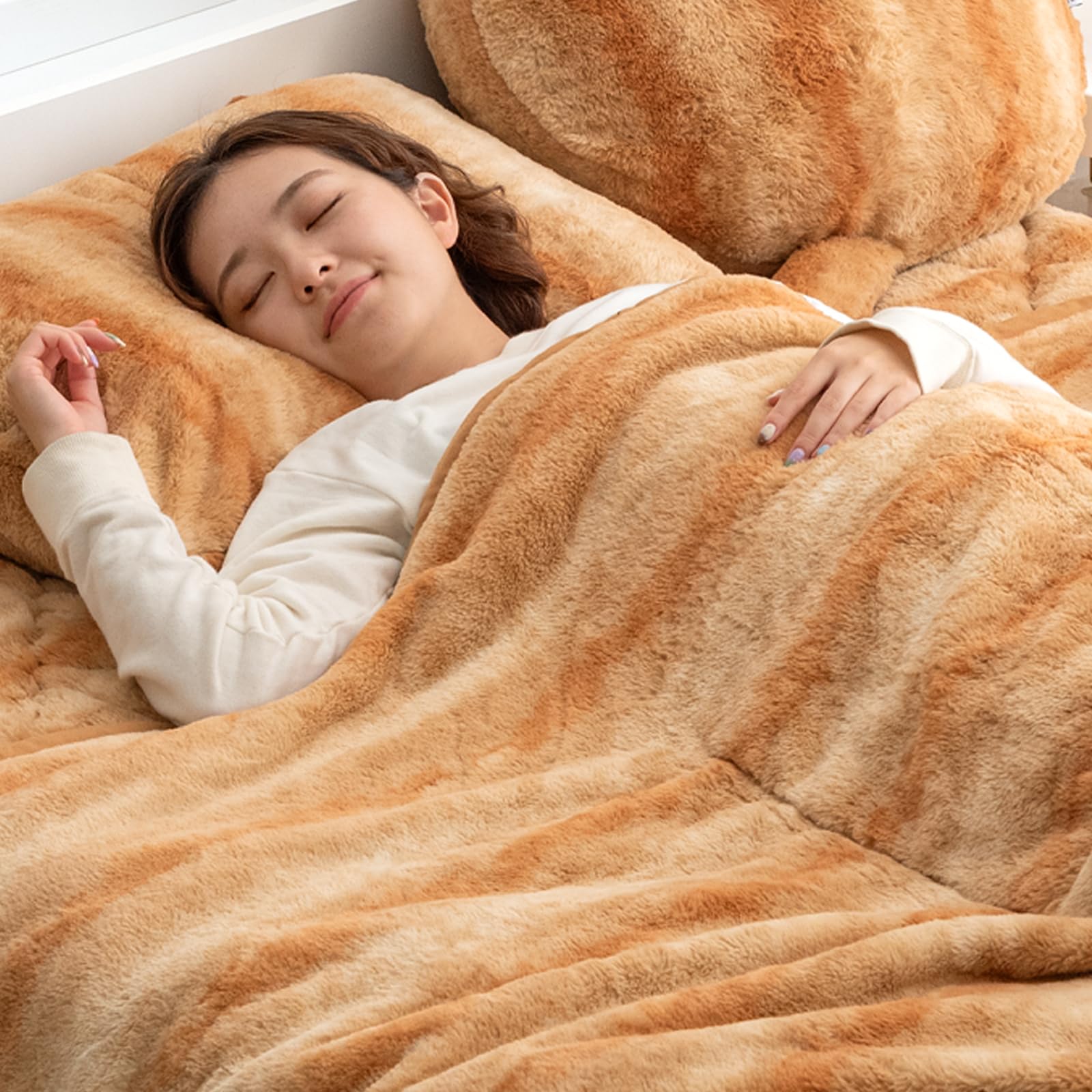 Amazon｜タンスのゲン もはや、ねこ。毛布 2枚合わせ シングル ＋3.8