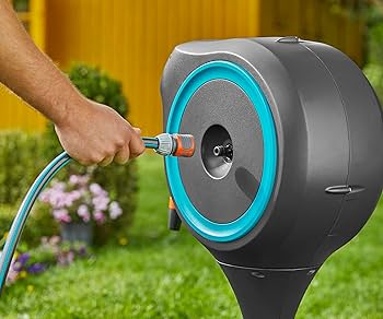 Amazon | GARDENA(ガルデナ) スパイク式 自動巻取りホースボックス