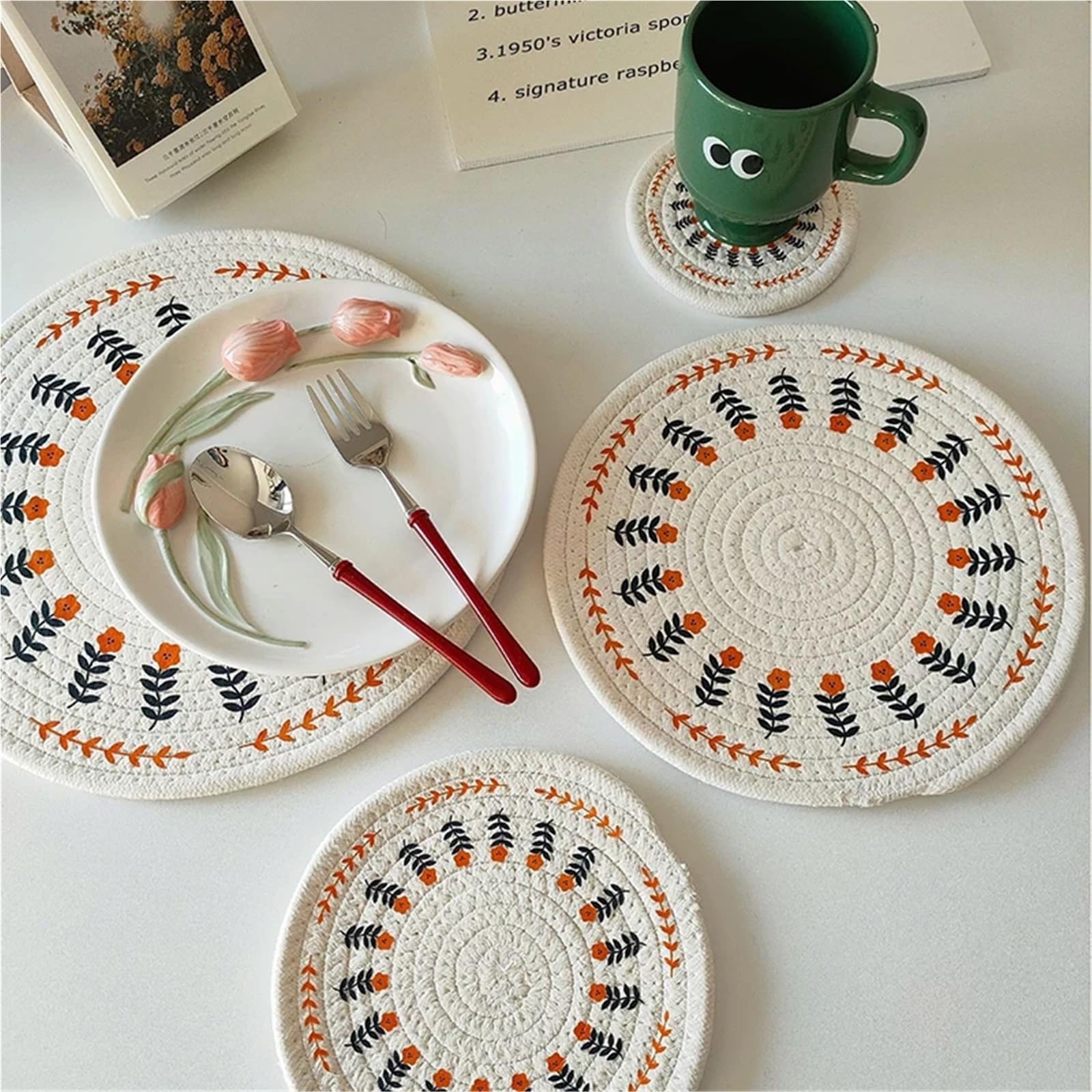 Lot de 3 Tapis Ronds tissés isolants en Corde Coton for Table à Manger, Dessous Verre, for Assiettes, décoration la Maison pour Les Tables À Manger,Les Cuisines(M 18cm)