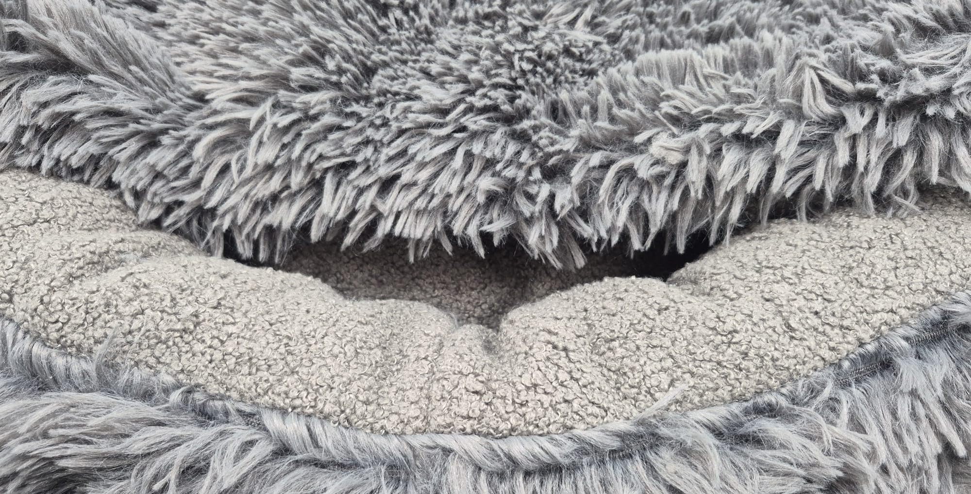 Odolplusz Rundes Kuschel-Hundebett und Katzenbett, Grau, Shaggy Bouclé, Schlafsack-Design, Warmes Höhlenbett, Rutschfester Boden, Maschinenwaschbar, für Mittelgroße Hunde und Große Katzen (100 cm)