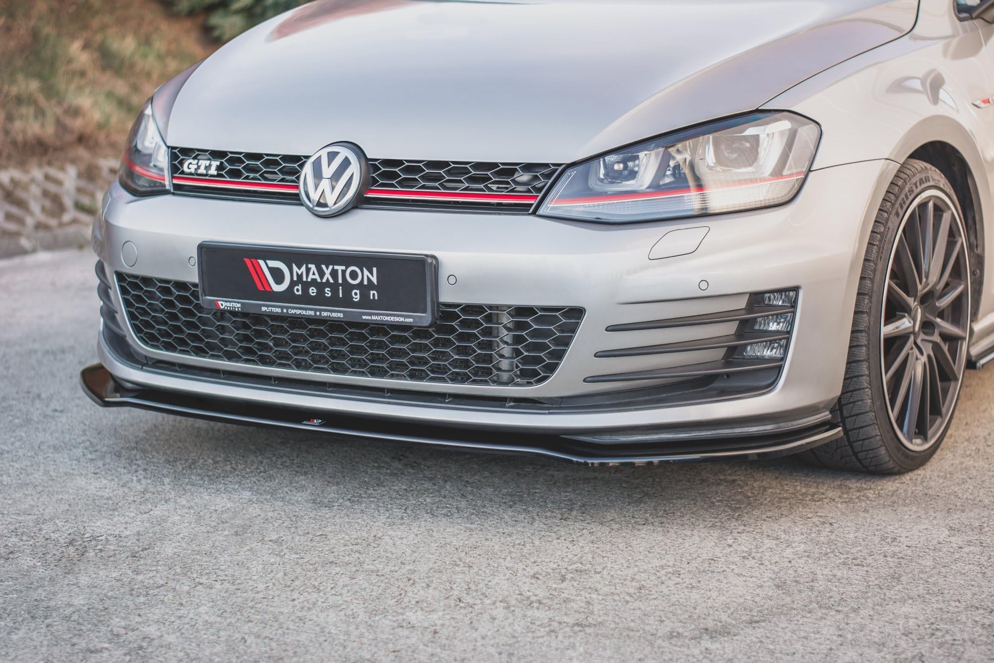 Maxton Design Frontlippe V.2 für VW Golf 7 GTI/GTD (2012-2016) Hochglanz schwarz