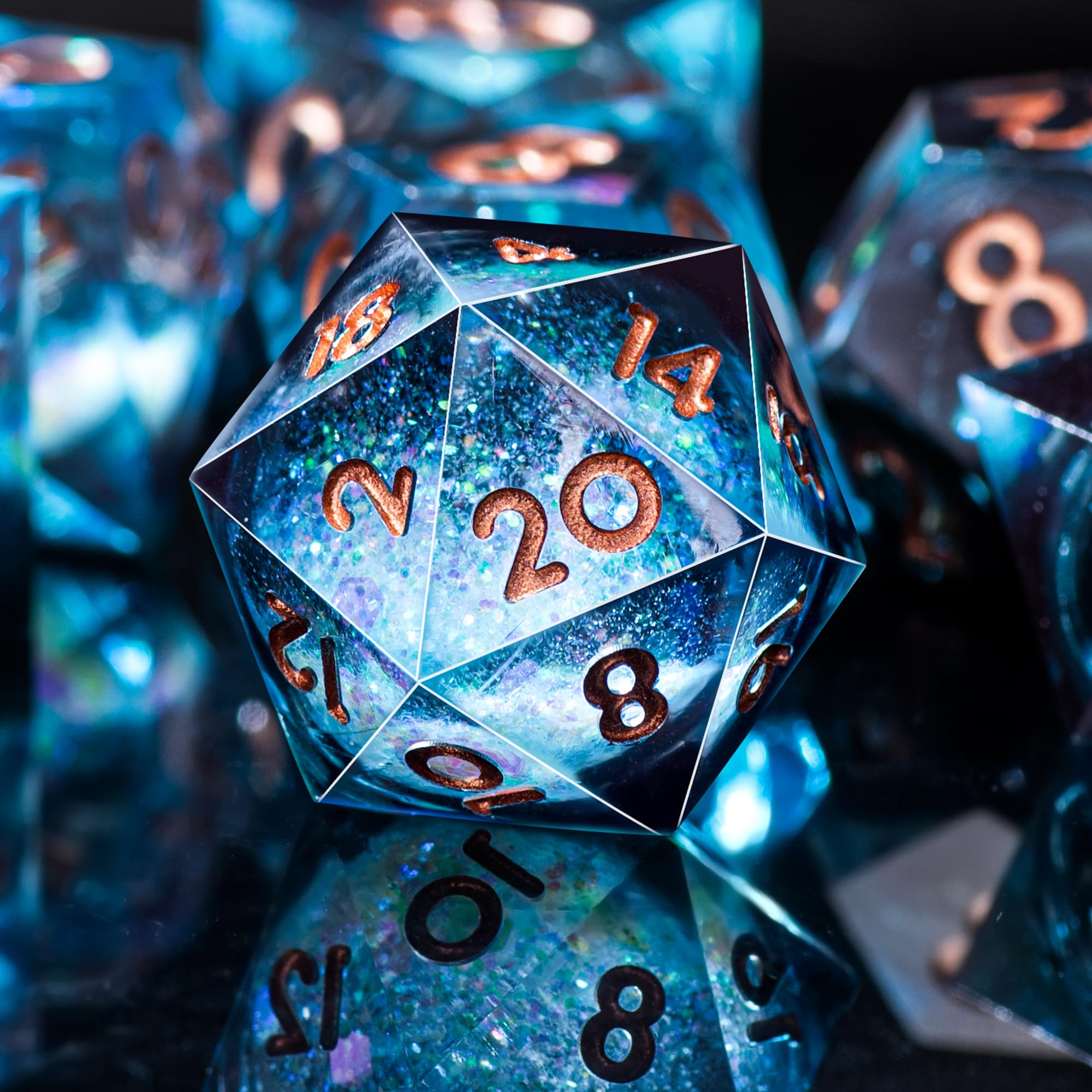 SIQUK 7 Piezas Dados Nucleo Liquido Juego Dados Poliedricos D4 D6 D8 D10 D12 D20 D% DND Dice para RPG MTG Dungeons and Dragons, Azul & Negro, Dorado - 5