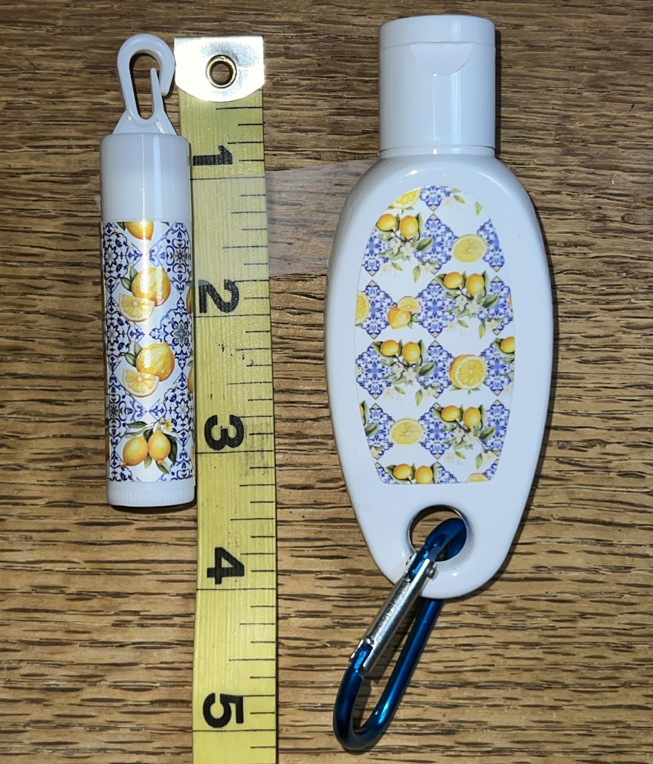 Demissle 24 Sets Travel Size Sunscreen and Sunscreen Lip Balms Spf Bulk Blue and White Outdoor Wedding Party Favors for Guests Sunblock Packets with Carabiner for Summer Baby Shower Supplies 30ml