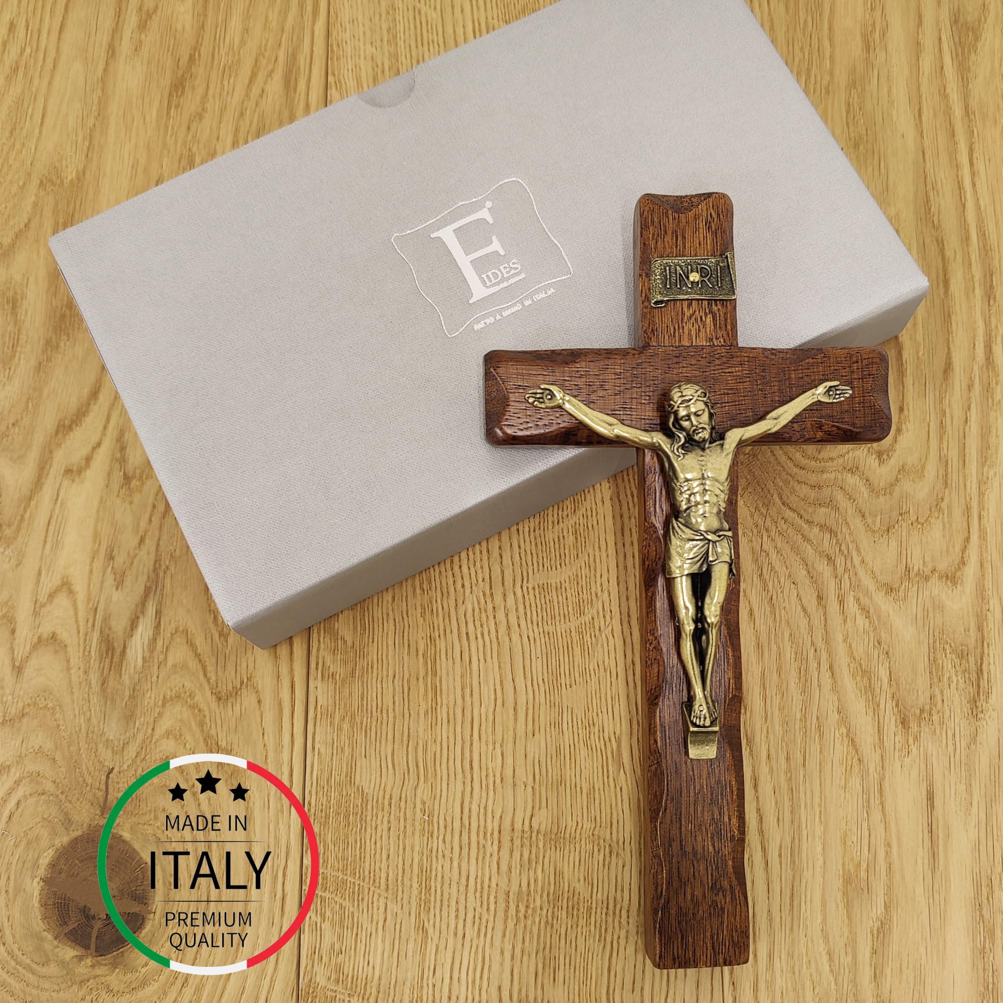 La Balestra Crocifisso da Parete - Artigianale Made in Italy Cristo e INRI Ottonati - Crocifissi da Parete in Legno, Cura e Precisione dei dettagli di Gesù Crocifisso - 25 x 13cm