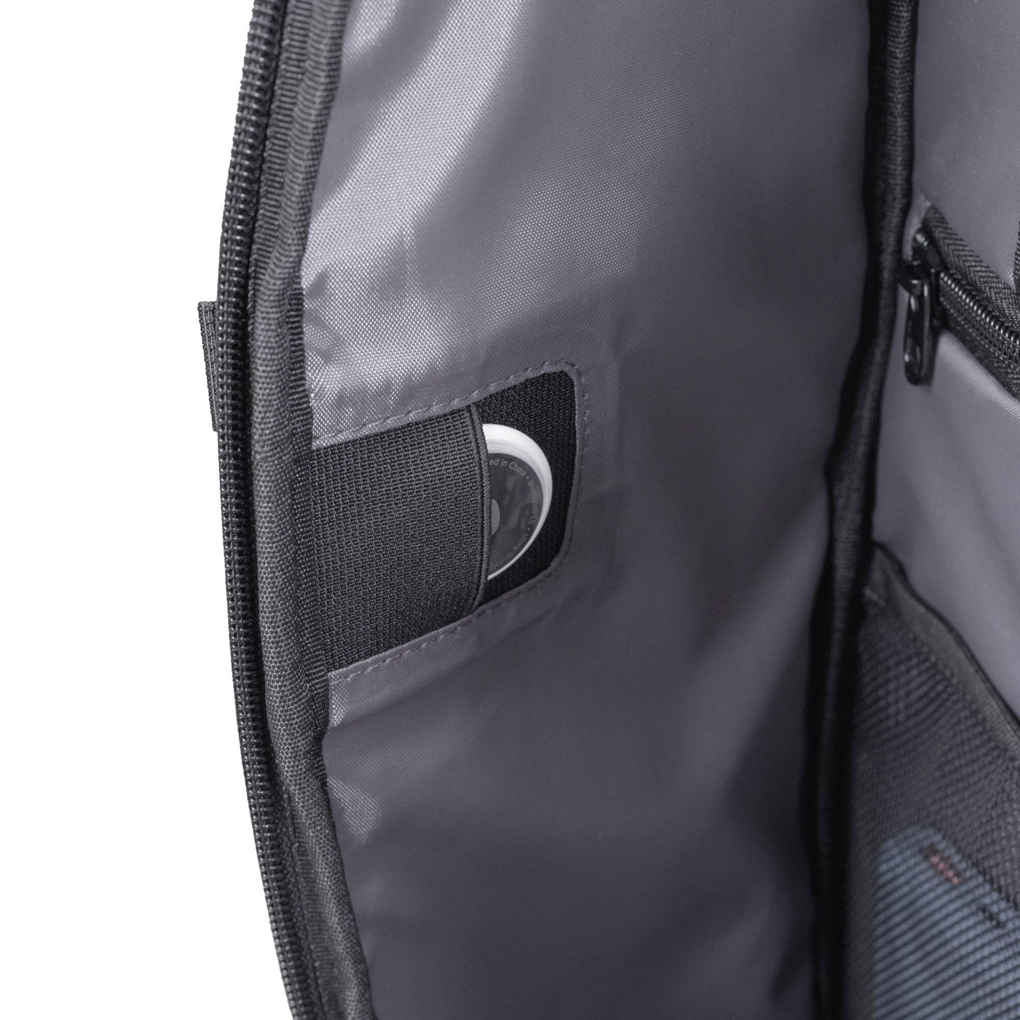 Trust Jersey Mochila Ordenador Portátil 17 Pulgadas 25 Litros, Negro | Resistente al Agua, Backpack de Plástico Reciclado para los Estudios Viajes Trabajo Hombre Mujer