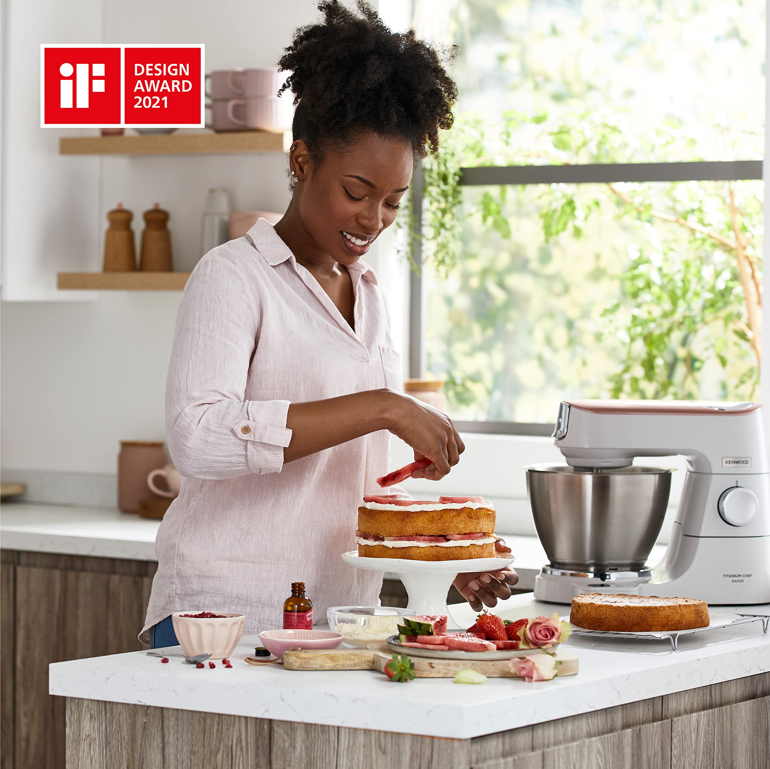 Kenwood Titanium Chef Baker KVC65.001WH, Robot Patissier Avec Balance Intégrée, Incl. Ensemble Pâtisserie 3 Pièces, Spatule & Protection Éclaboussures, 1200W, Blanc