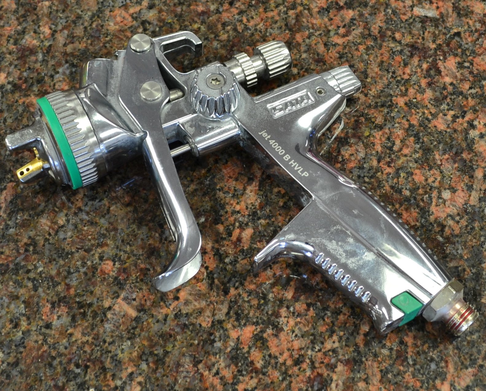 SATA SAT170209 Spray Gun (SATAjetÂ 4000 B HVLP Standard with 1.4mm Nozzle and RPS Cups) Buy