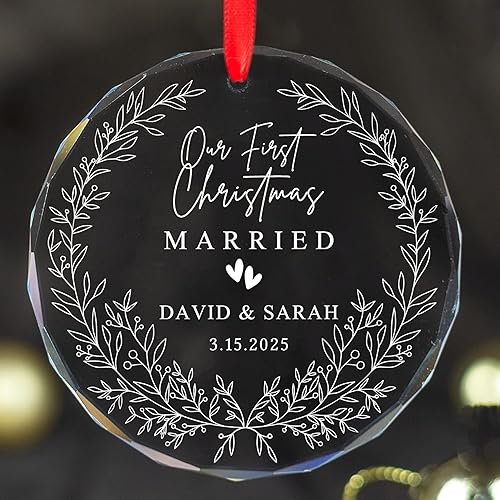 Adorno personalizado de cristal casado de nuestra primera Navidad  Decoración de boda 2023, regalos de despedida de soltera, regalos de boda para