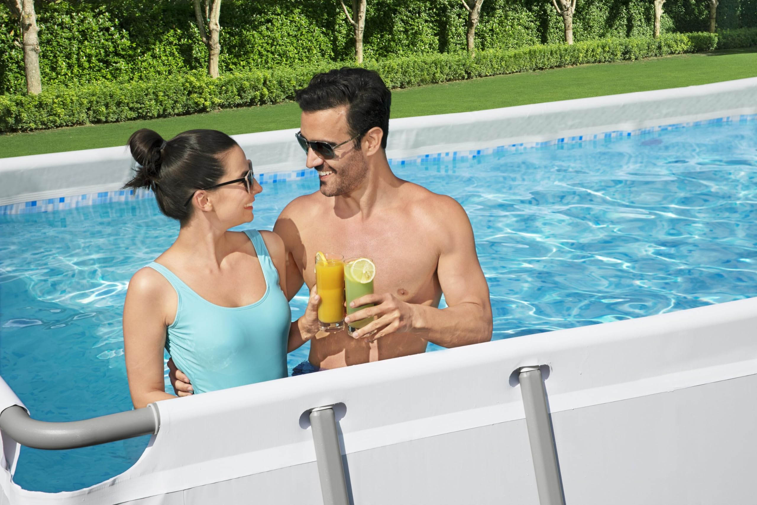 Bestway Power Steel™ 21' x 9' x 52" Rectangular Pool Set