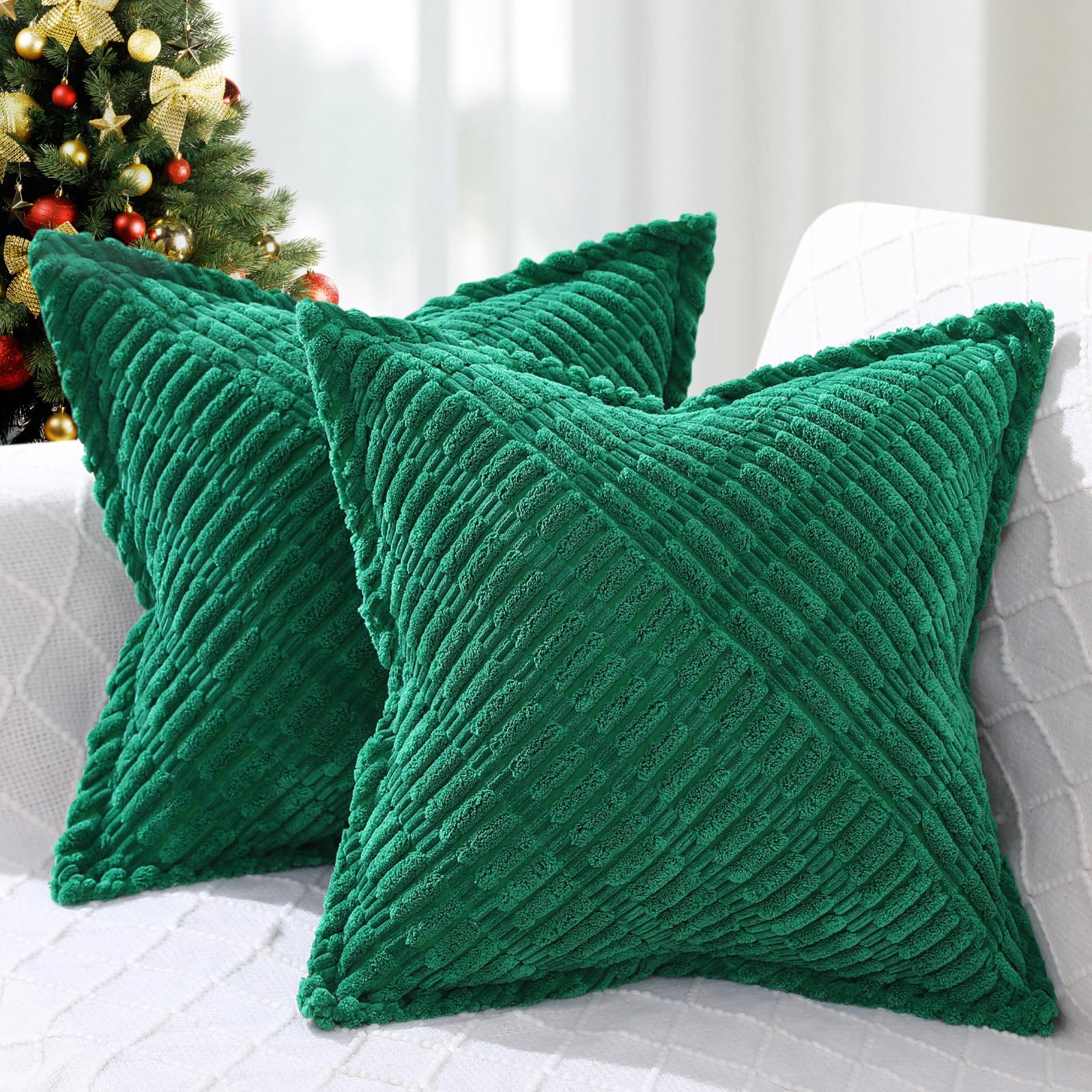 Housse de coussin de Noël vert velours côtelé pour un salon chaleureux et cosy