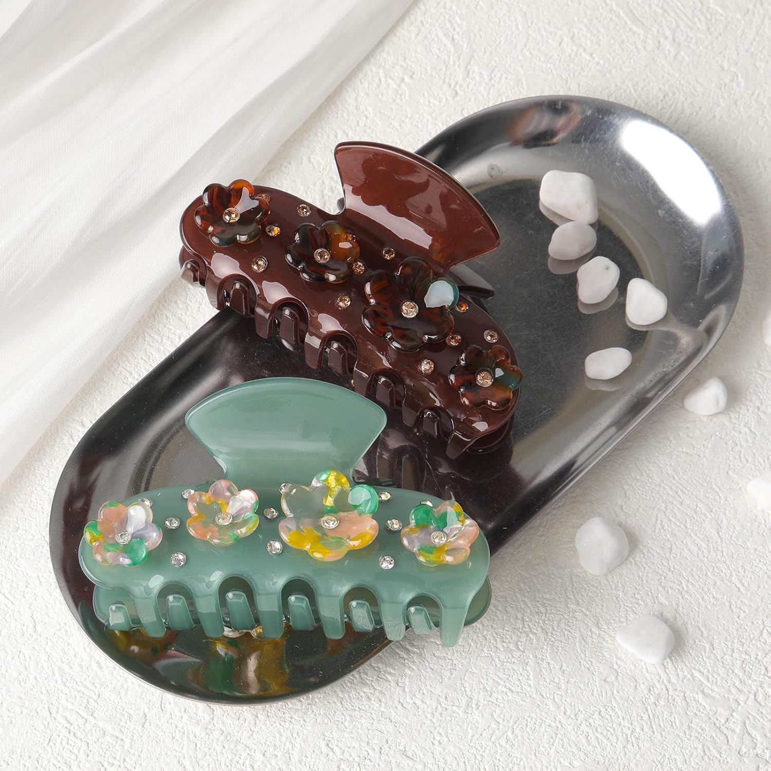 HAIMEIKANG 2 PCs Flower Acrylic Hair Claw Clips for Women - Non Slip Strong Hold Cute Non-slip Stylish Accessories for Thick Thin Hair