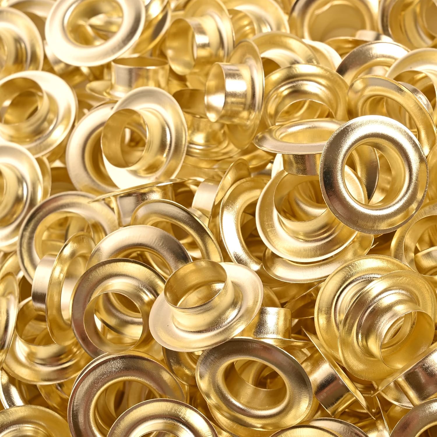 KING PIECES 2000pcs Gold Grommets 1/4 Inch (6mm) Washers and Grommets Kit for Grommet Tool, Banner & Posters Metal Grommets Eyelets for Fabric Clothes Leather Belt Punching