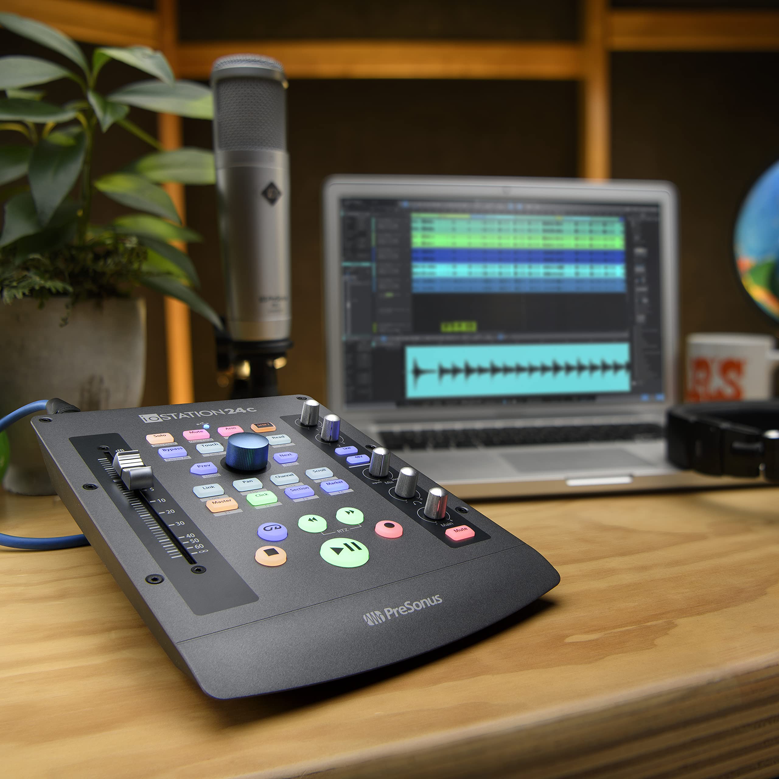 PreSonus ioStation 24c 2x2, 192 kHz 