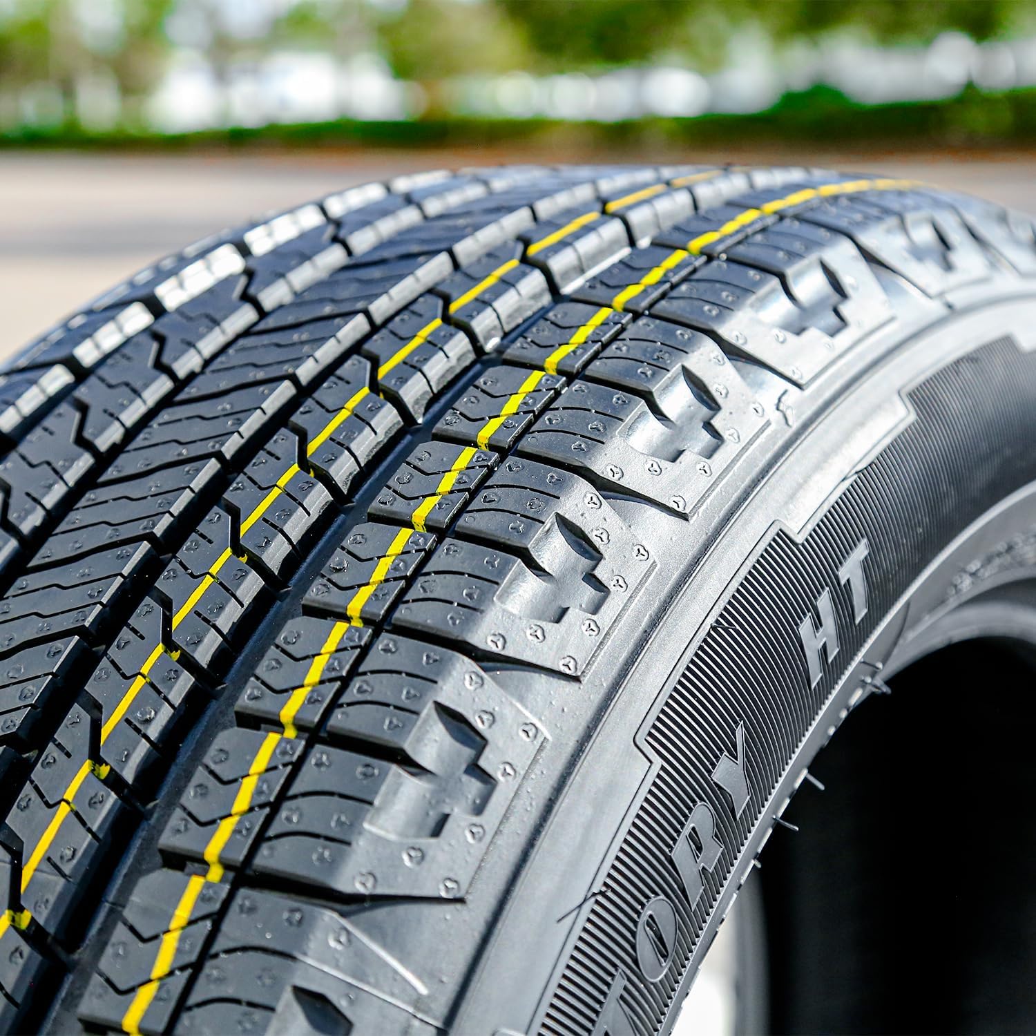 Goodyear Wrangler Territory HT All-Season Highway Radial Tire-255/55R20 255/55/20 255/55-20 110V Load Range XL 4-Ply BSW Black Side Wall