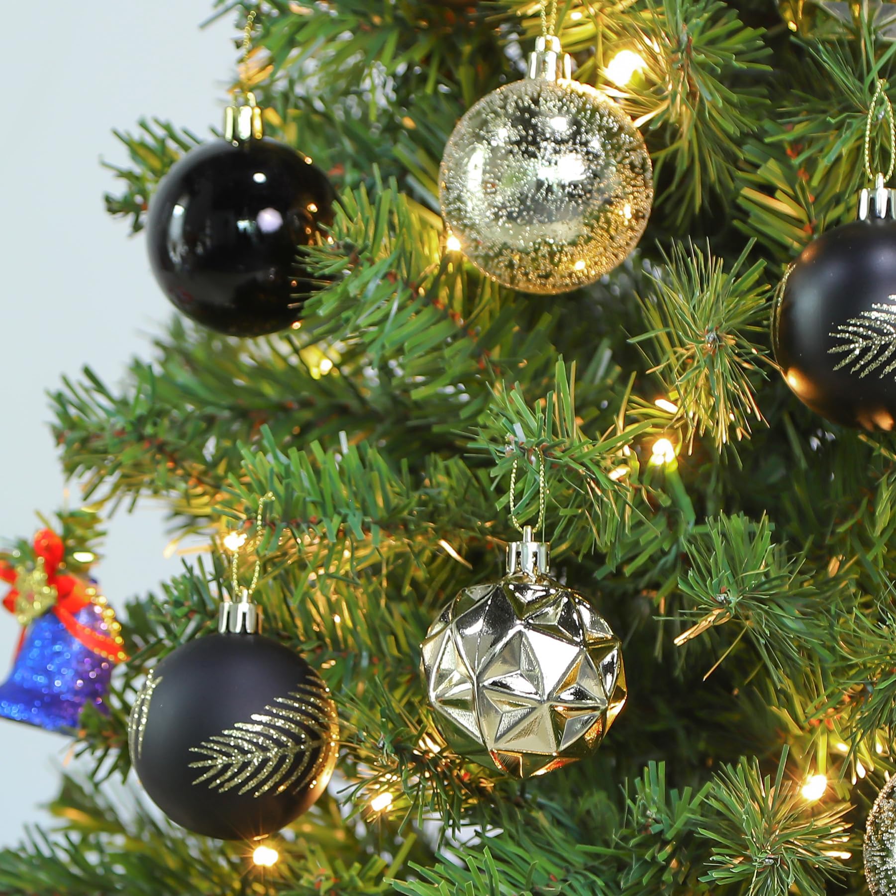 Set 70 Boules De Noël Noir, Blanc Et Or - Décorations Incassables Avec Cordes, Pour Sapin Et Intérieur