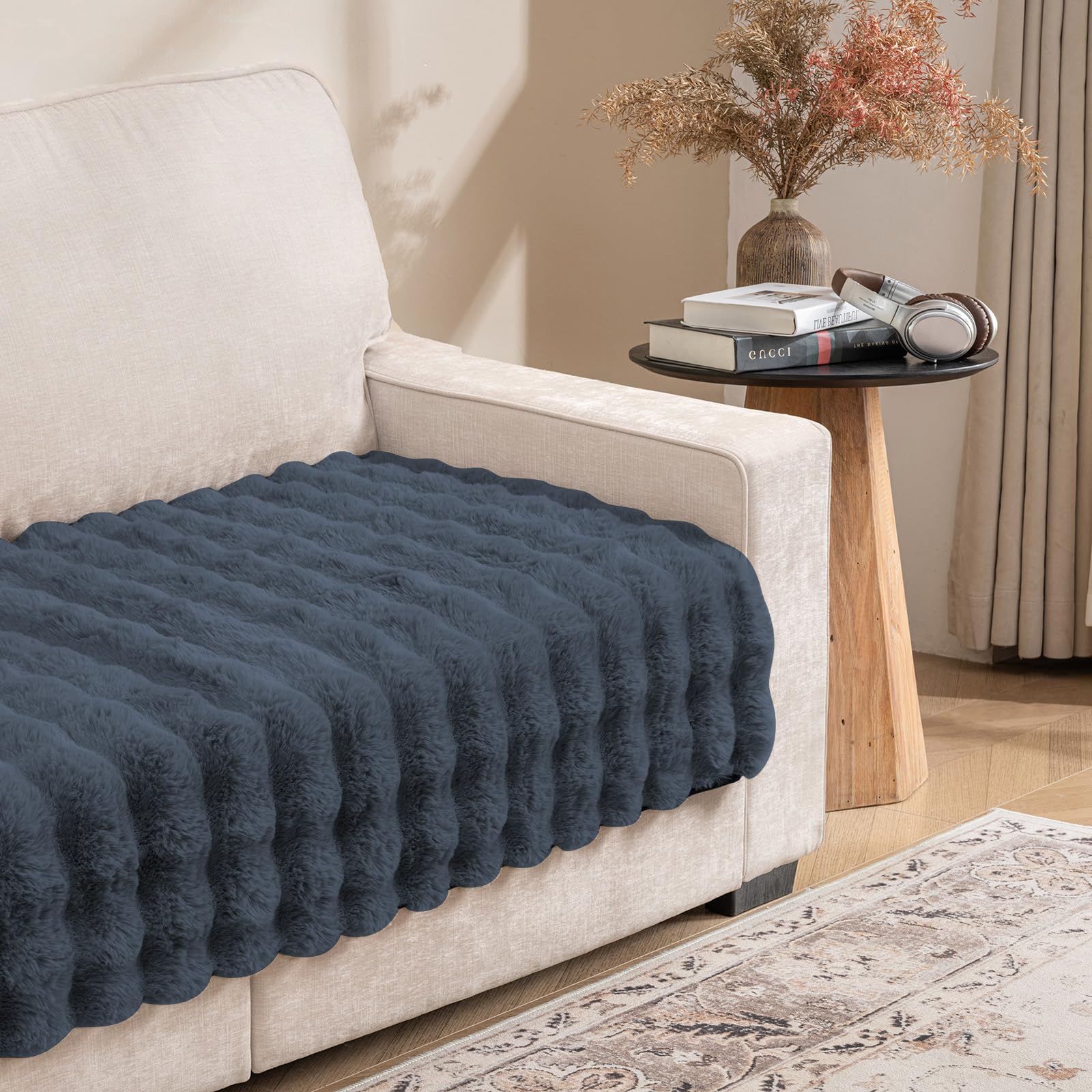 Snugglesinto Dogs/Cats Bed Mats, Dog Pad Washable Removable Couch Cover with Anti-Slip Back, Plush Long Fur Mat, Perfect for Small, Medium and Large