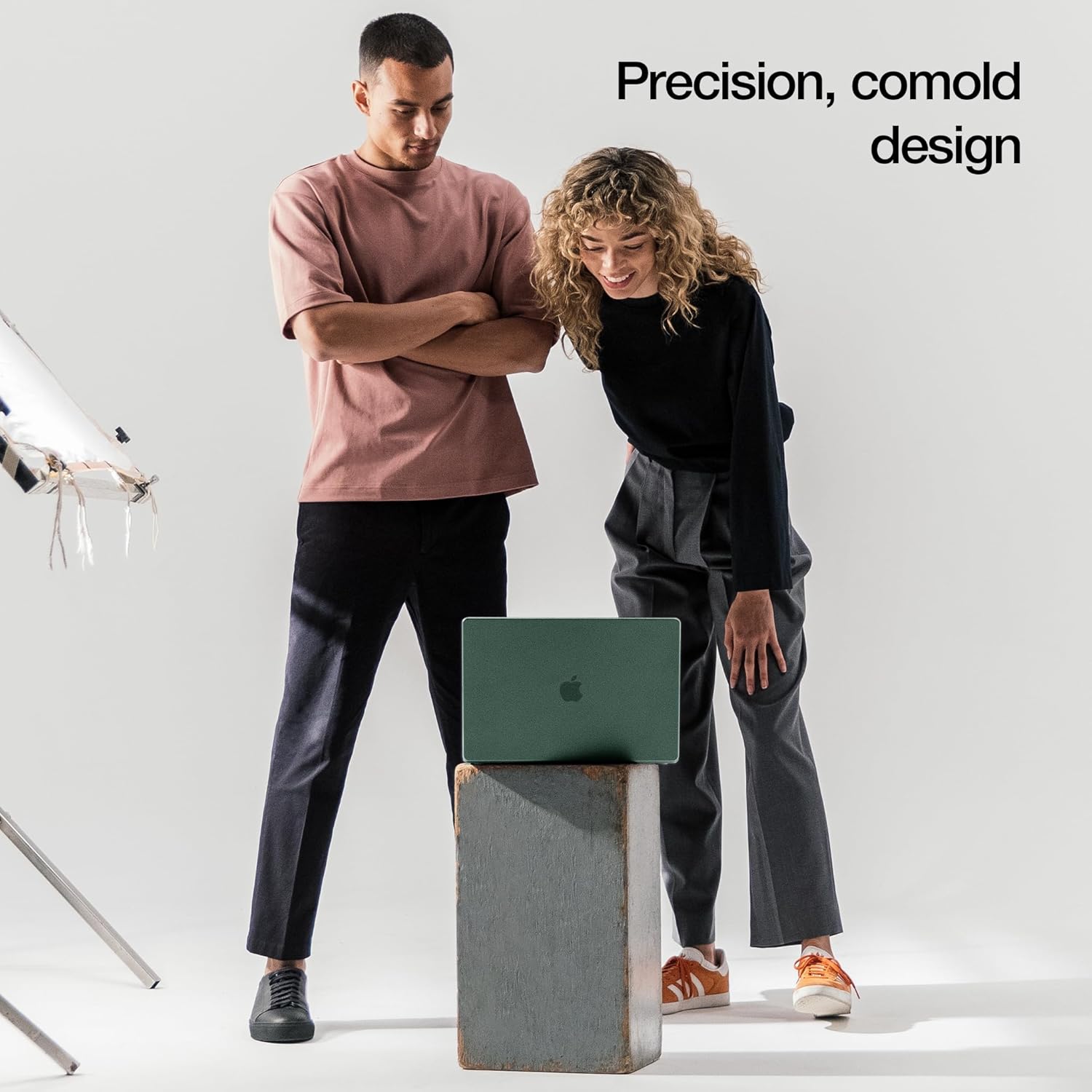 Incase Dots Hardshell with Makrolon® - MacBook Air 13 inch Case - 2022, 2021, 2020, 2019, 2018, M1 - MacBook Case, Laptop Cover, Protective Hard Shell, Scratch Resistant, Lightweight - Forest Green