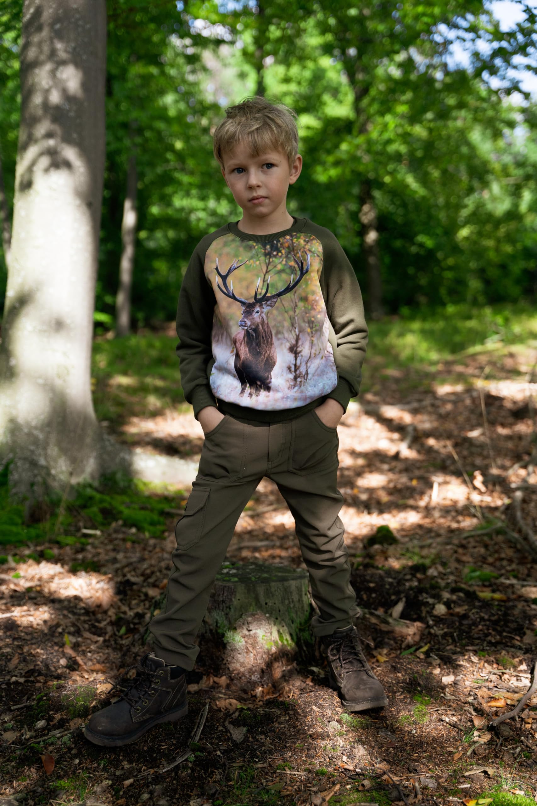 Wadera Cotton Pullover Kinder – Sweatshirt Jungen und Mädchen – Sicher Und Bequem Für Kinder – Kinderpullover Für Jungs – Kinderpullover 146/152 Grün mit Hirsch