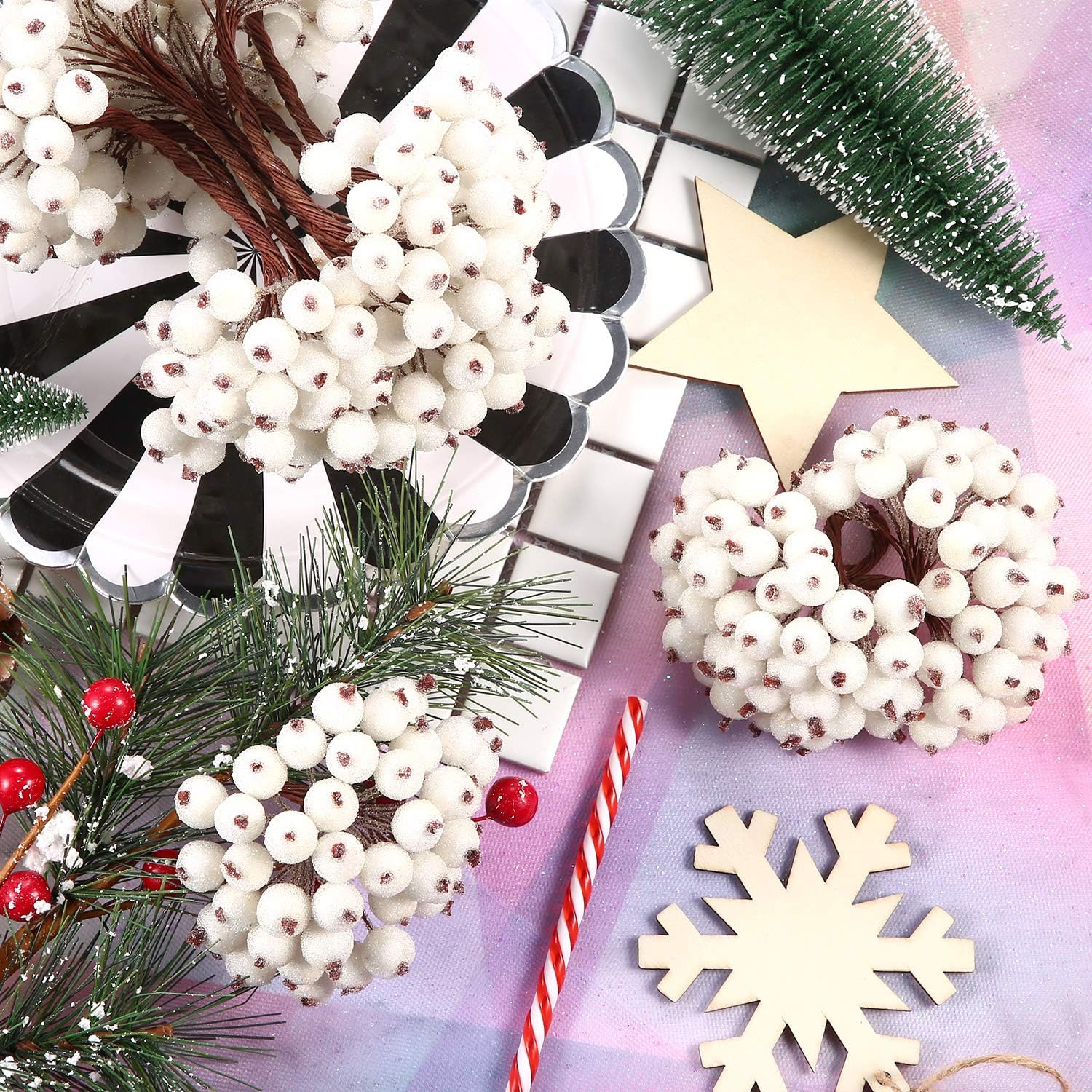 100 Wired Stems of Artificial Holly Berries Artificial Flower Decor 200 Pack 12 mm Mini Christmas Frosted Fruit Berry (White)