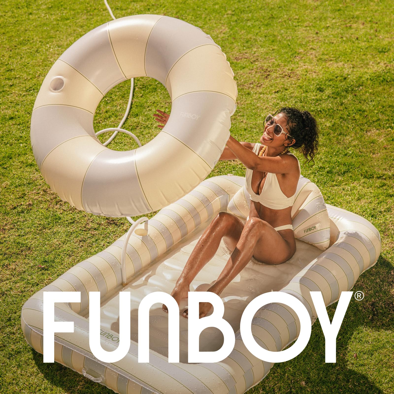 FUNBOY Flotteur de Piscine Gonflable à Rayures géantes avec Porte-gobelet, Chambre à air pour Adulte de 122 cm