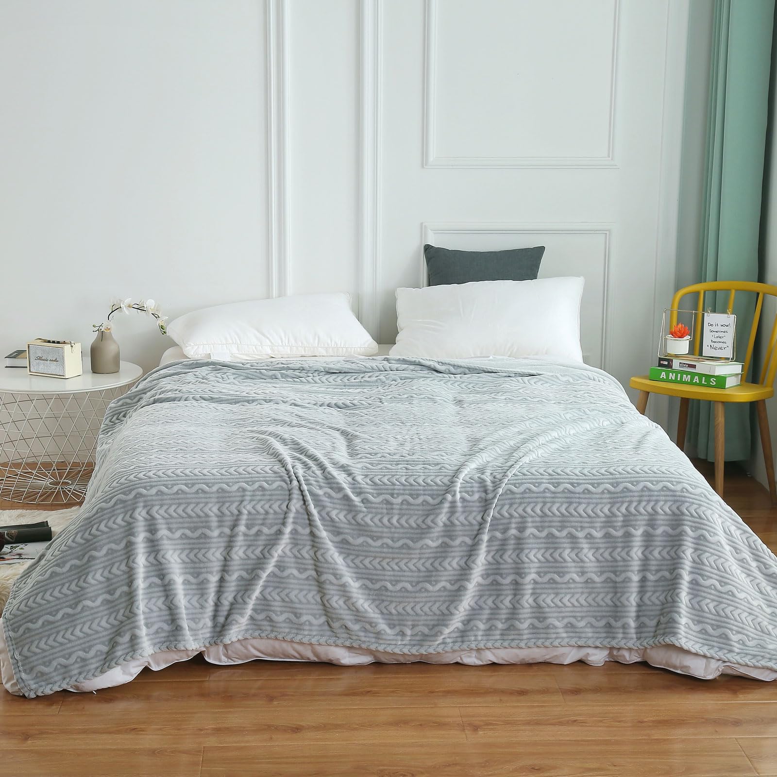 HETOOSHI Manta de forro polar, manta mullida, suave y cálida manta de forro polar, manta acogedora para cama y sofá, para casa y oficina, color gris, 150 x 200 cm