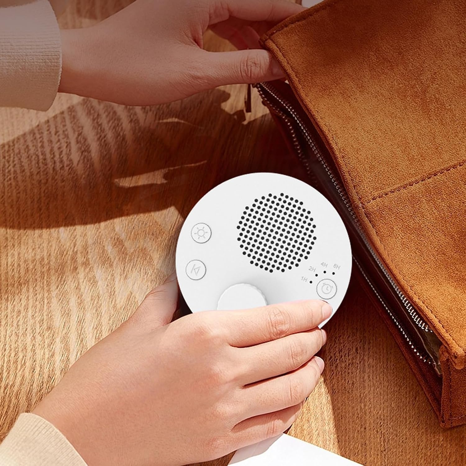Intelligent Sleep Sound Machine 24 Tracks Warm Light 4 Auto Off Timers Baby Adult Holiday Gift White Noise Machine for Newborns