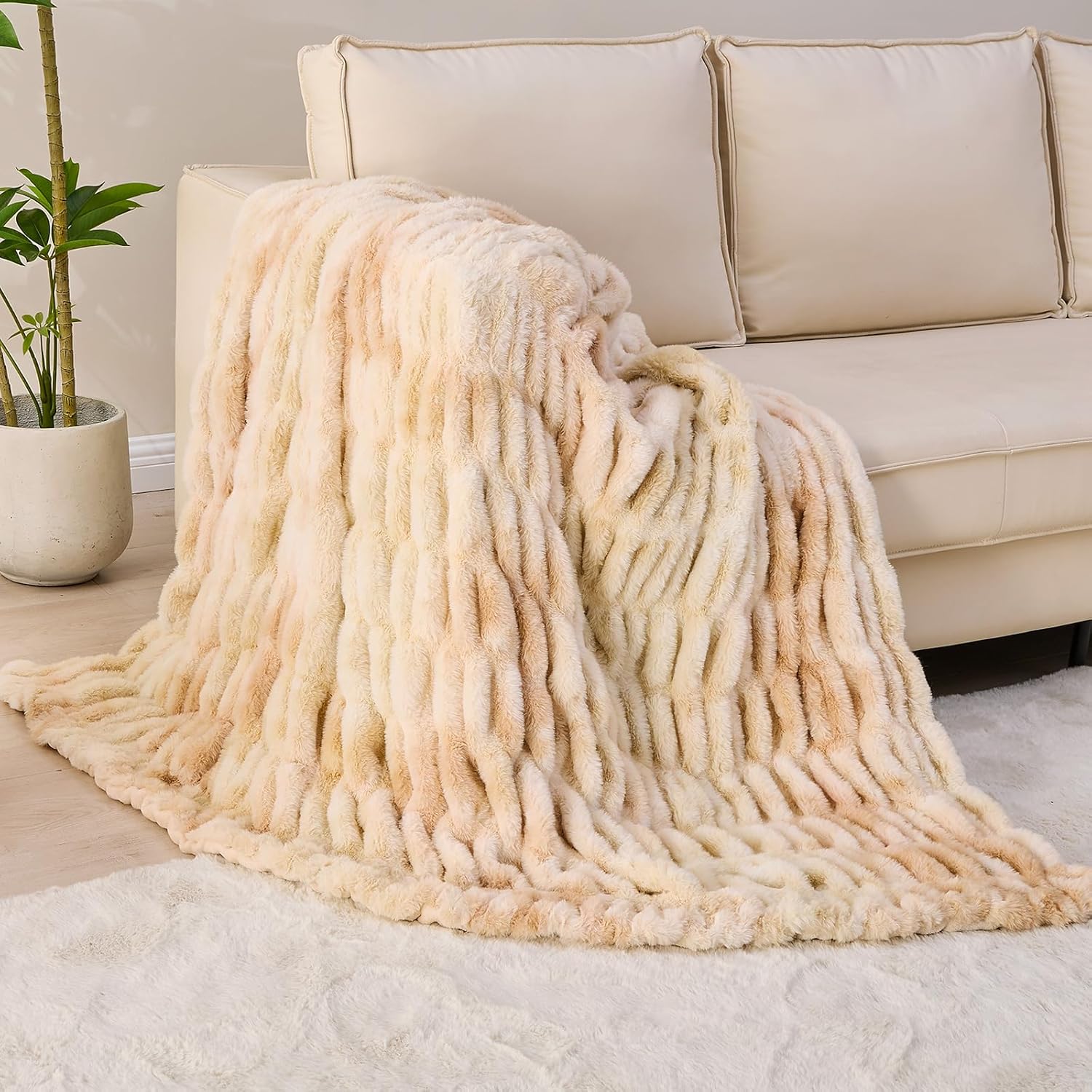 Softan Extra Soft Faux Fur Blanket, Warm Striped Faux Fur Throw Blanket with Flannel Fleece Reverse for Couch Sofa Bed Living Room, Beige- 60"x 80"