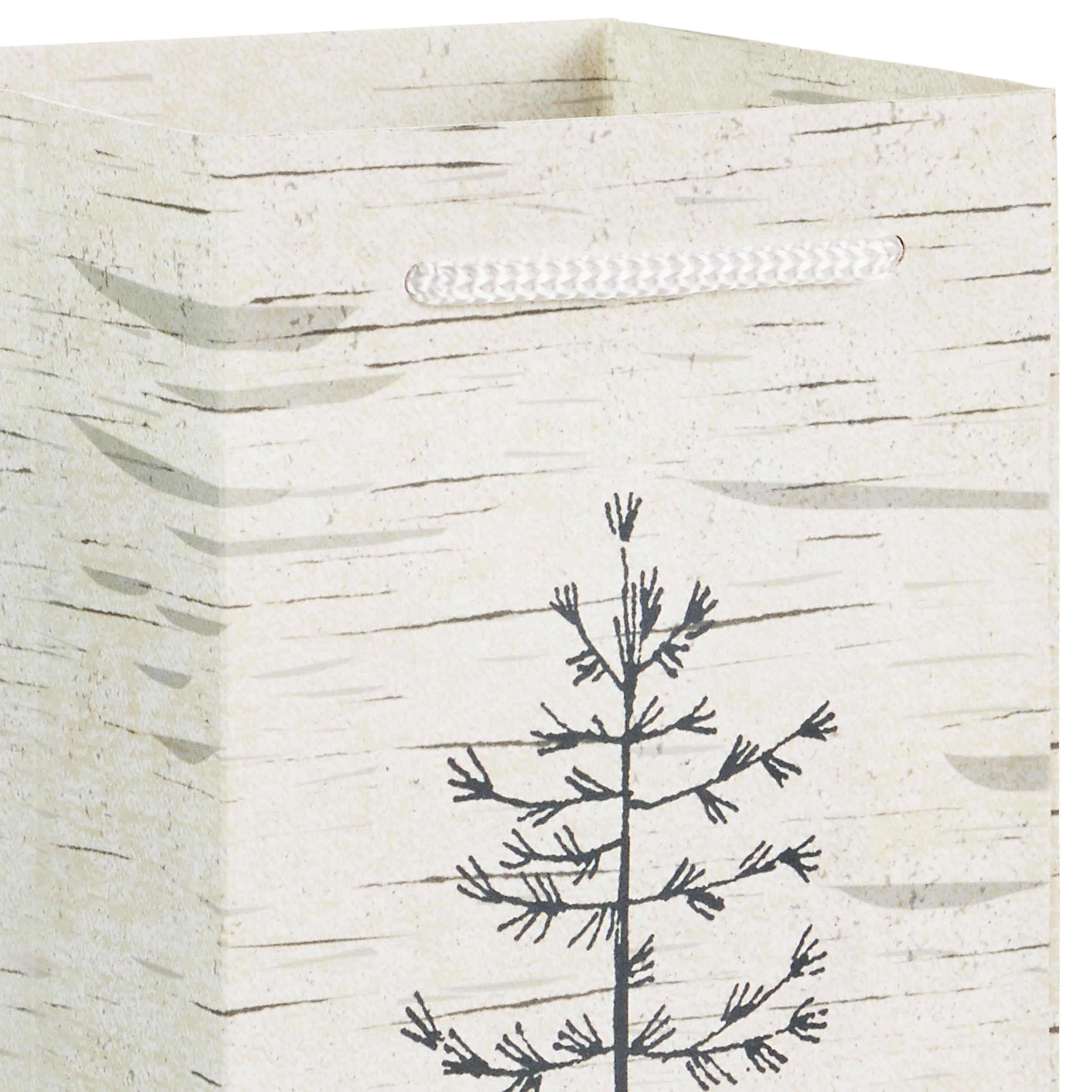 Hallmark Geschenktüten für Weihnachten, verschiedene Größen, 18 Stück, 5 kleine 12,7 cm, 4 mittelgroße 20,3 cm, 4 große 27,9 cm, 3 XL 35,6 cm, 2 Flaschentüten | Schneeflocke, Baum, Schneemann, kariert