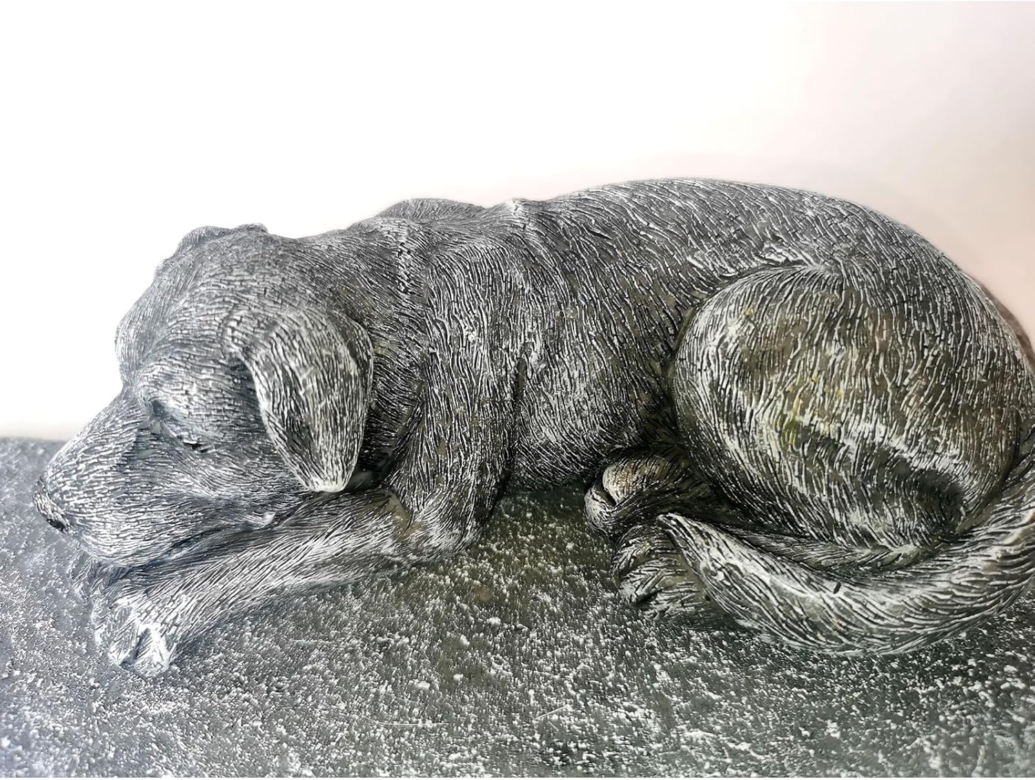 Pet Memorial Stone - Personalized Pet Memorial Stones Grave Markers - Resin Pet Statue - Outdoor/Indoor - Dog Cat Grave Marker(Rock Color/Dog)