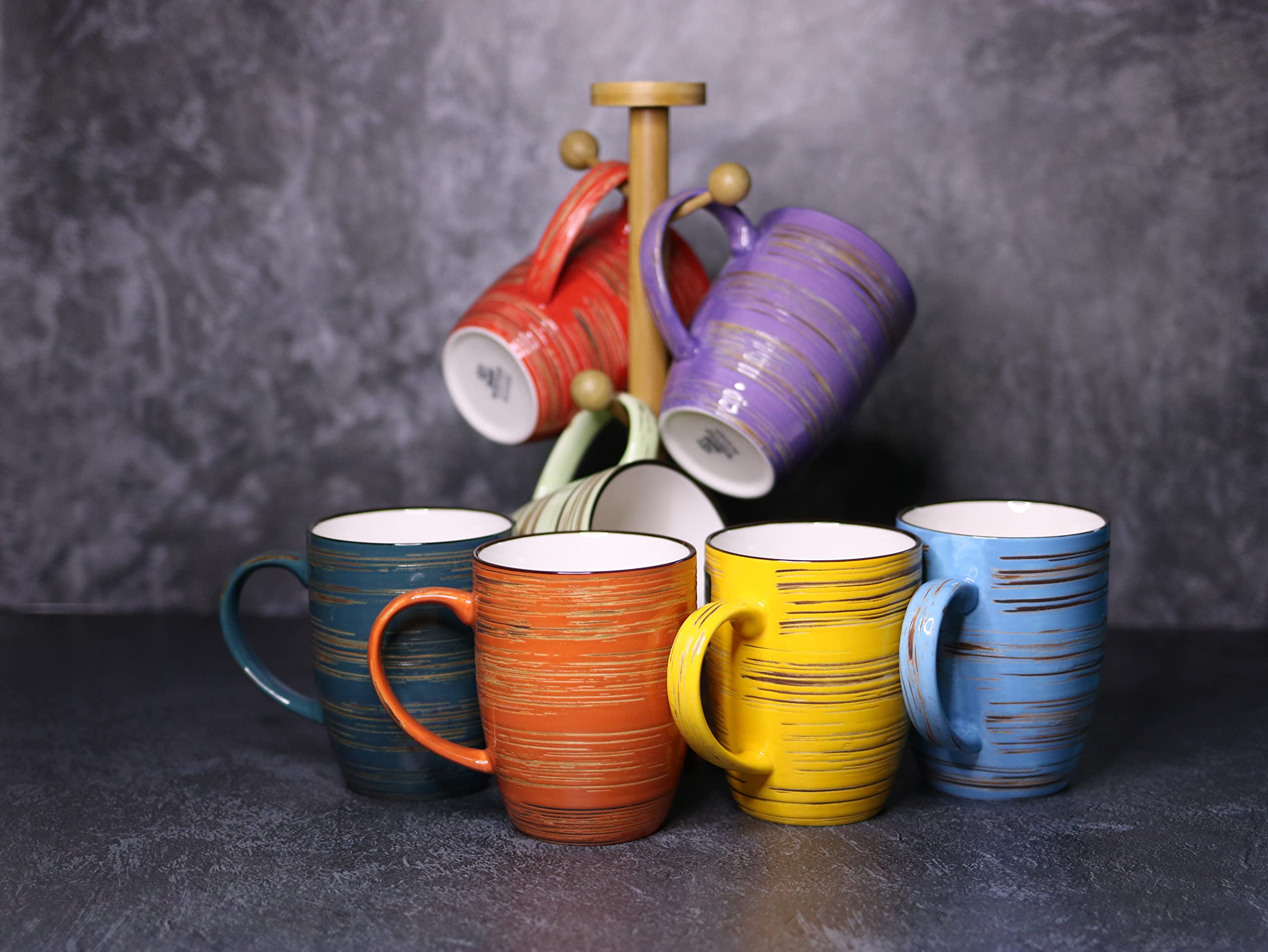 Wilmax | SPIRAL Becher | 6er-Set | Fassungsvermögen: 460 ml Becherset | Modernes Design | Widerstandsfähig gegen Beschädigungen | Spülmaschinenfest | Kann in die Mikrowelle gestellt werden | Bunt