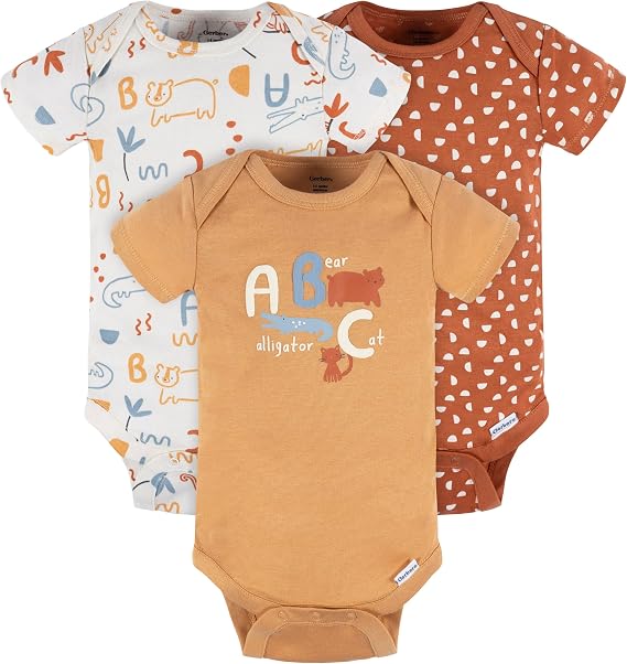 Gerber Baby Boys & Girls 12 Piece Layette Gift Set